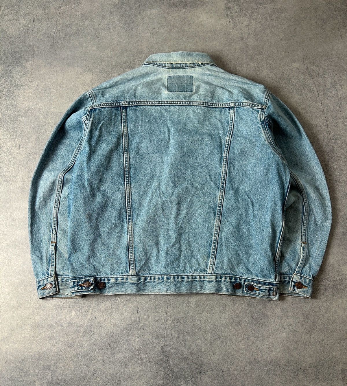 Levi's Vintage Clothing Vintage Levis 90s denim jacket mens size M Size US M / EU 48-50 / 2 - 3 Thumbnail