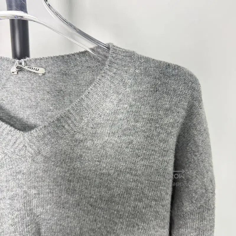 Miu Miu Miu Miu Gray Wool Cropped Sweater . Size L / US 10 / IT 46 - 4 Thumbnail