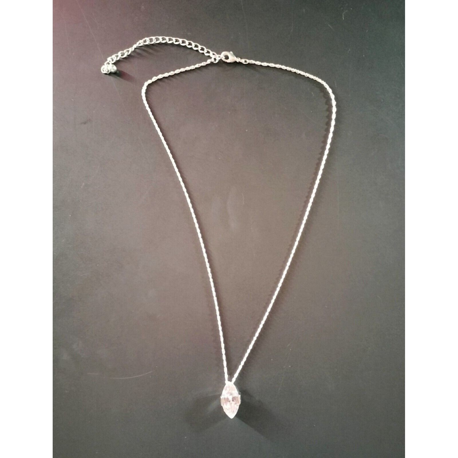 Vintage Avon Luminosity Ultra Marquise Cut CZ Necklace Vintage 2003 Size ONE SIZE - 20 Thumbnail