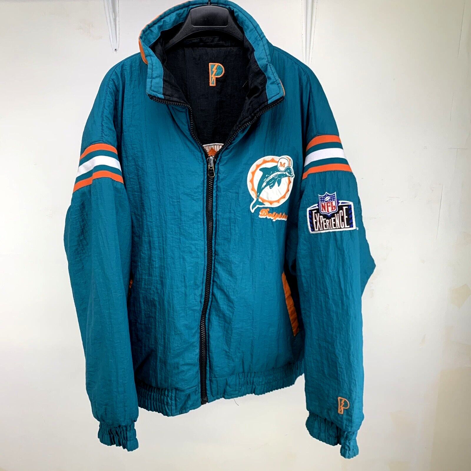 image of Miami Dolphins VTG Reversible Jacket Pro Player Puffer 90's in Blue, Men's (Size XL)