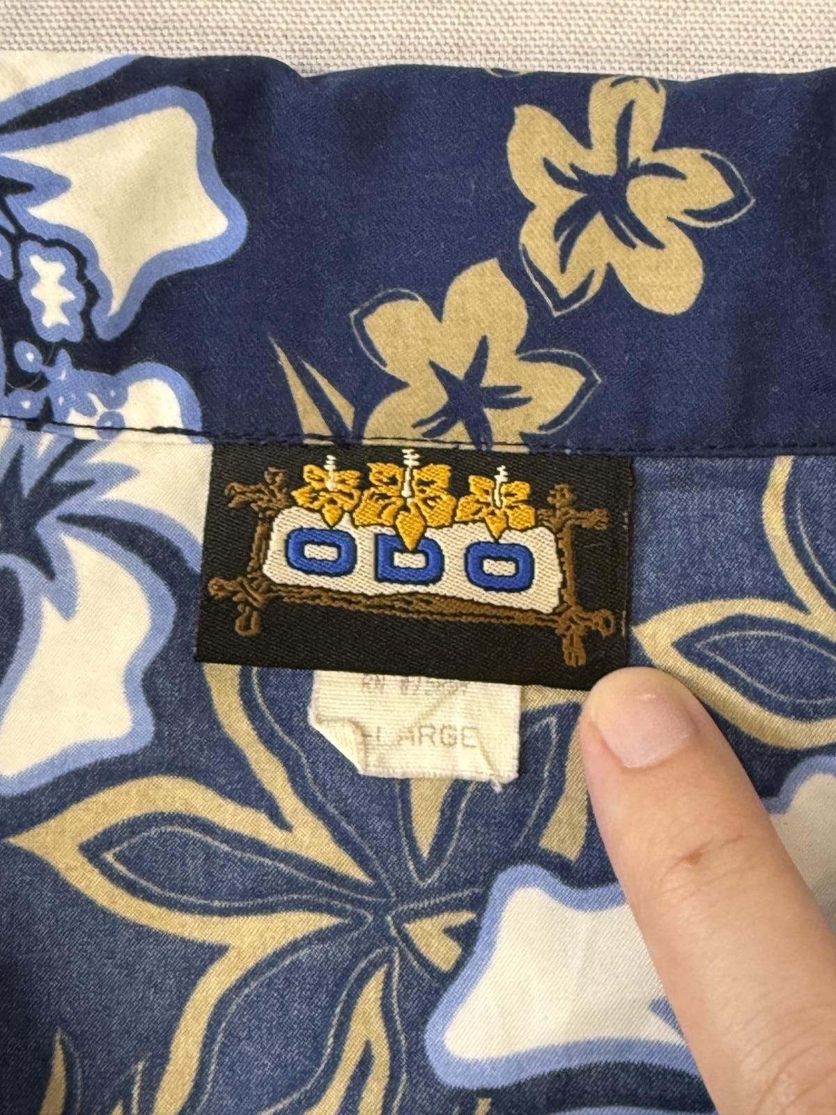 Designer ODO Blue Hawaiian Shirt Button Up Plumeria / Pineapple Size US XL / EU 56 / 4 - 2 Thumbnail