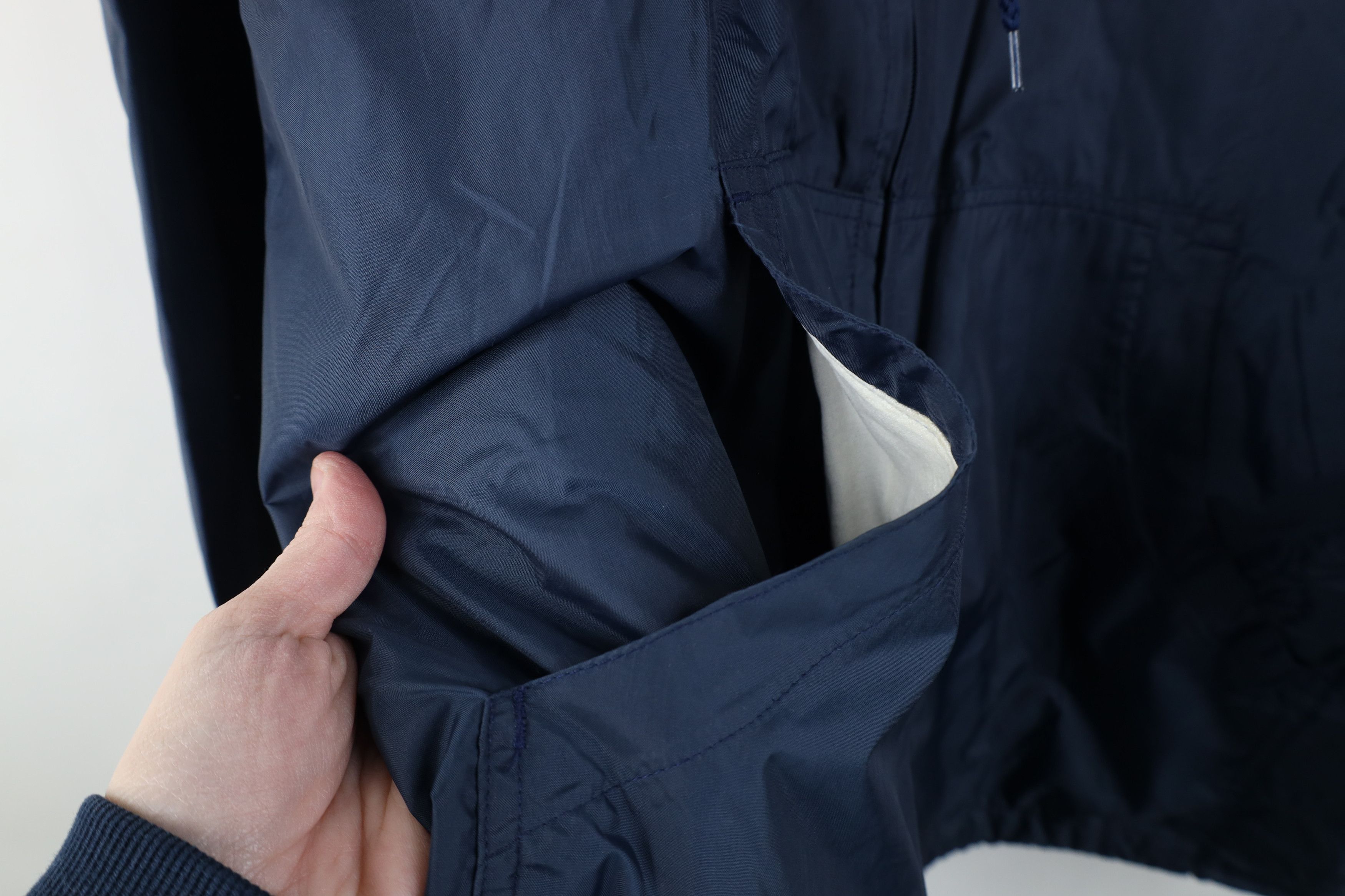 Vintage Vintage 90s WPVFTV NYPD Blue TV Show Lined Hooded Jacket USA Size US L / EU 52-54 / 3 - 8 Thumbnail