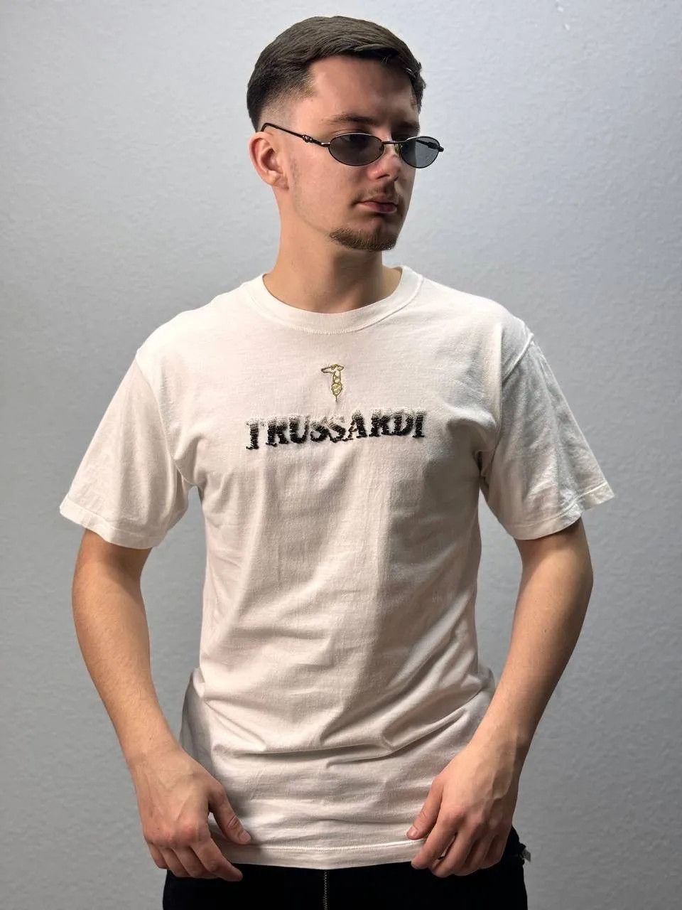 Trussardi Vintage T Shirt Archive Avantgarde Size US M / EU 48-50 / 2 - 1 Thumbnail