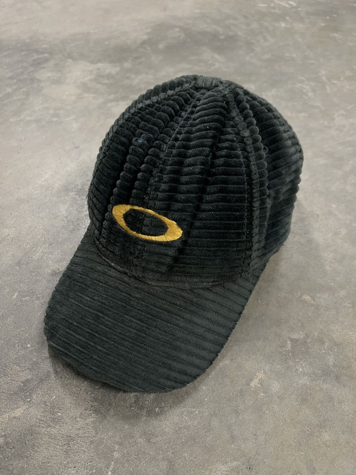 Oakley OAKLEY 00s SOFTWARE OLD CORDUROY CAP HAT | Grailed