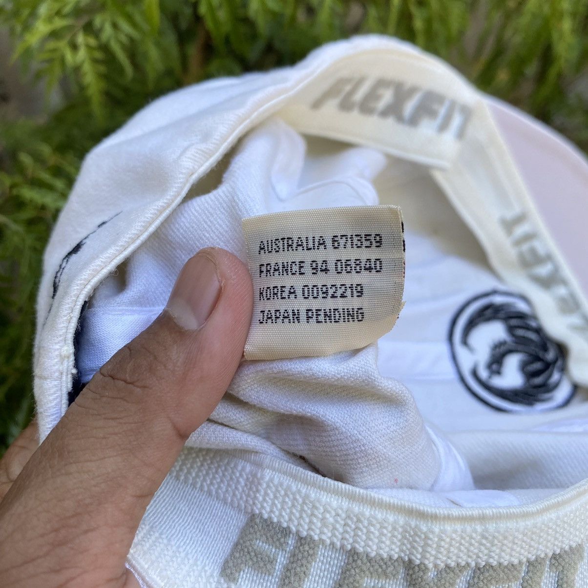 Vintage 🔥Distressed🔥Y2K Vintage Dragon Optical Skatebord Cap Flexfit Size ONE SIZE - 15 Thumbnail