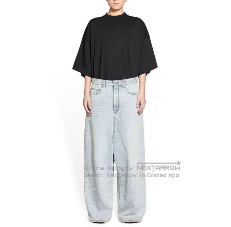 Balenciaga Balenciaga size M Solid color raw edge button straight bli Size US 27 - 7 Thumbnail