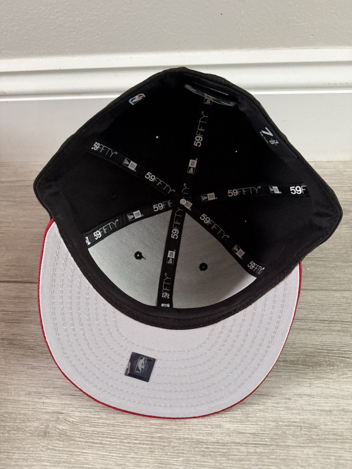 New Era Miami Heat New Era 59FIFTY 2 Tone Black Red Fitted Sz 7 3/8 Size ONE SIZE - 7 Thumbnail