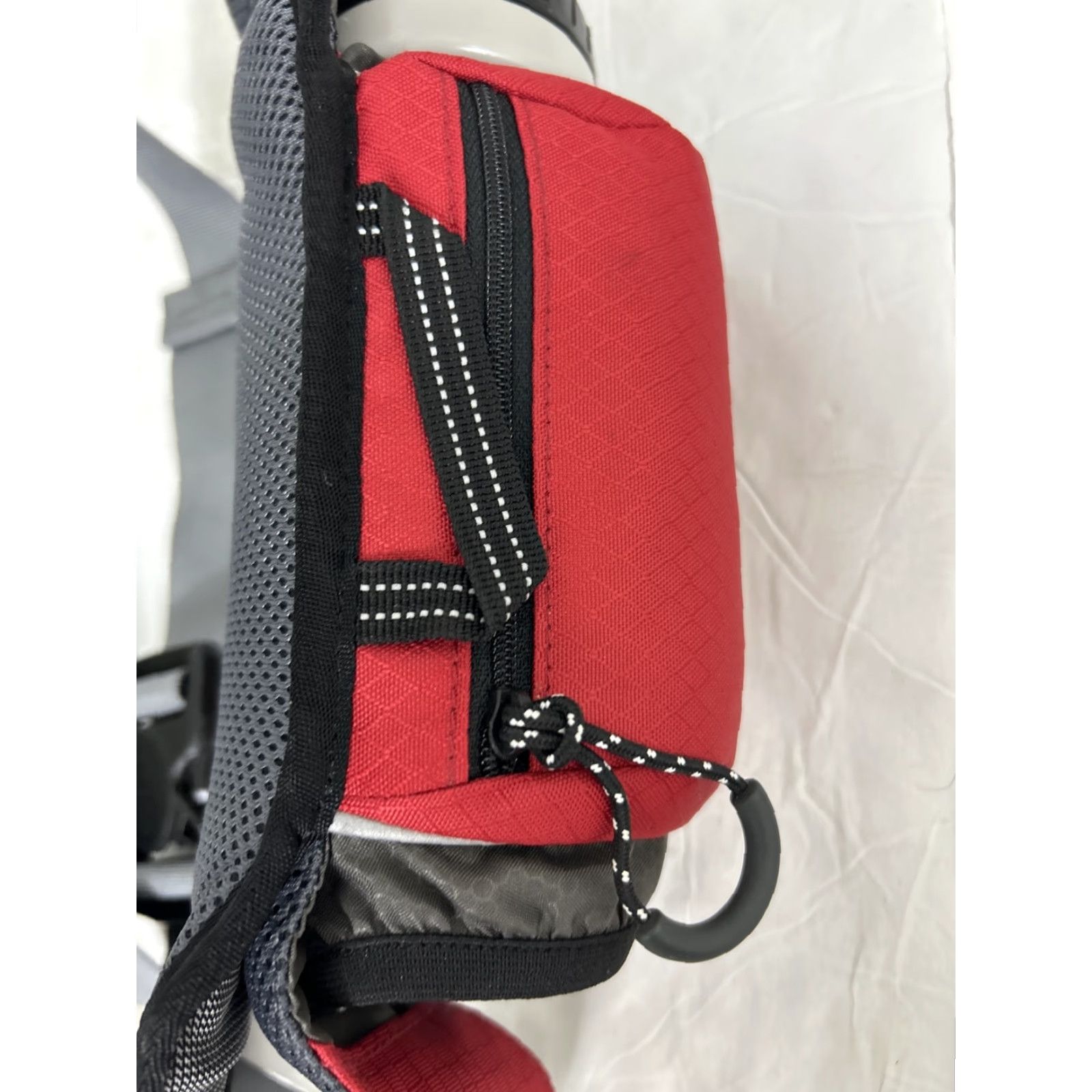Vintage L.L. Bean Water Bottle Sling Bag Holder Red Messenger Bag Fanny Pack With Bottle Men Adjustable Strap Pockets Nylon Size ONE SIZE - 7 Thumbnail
