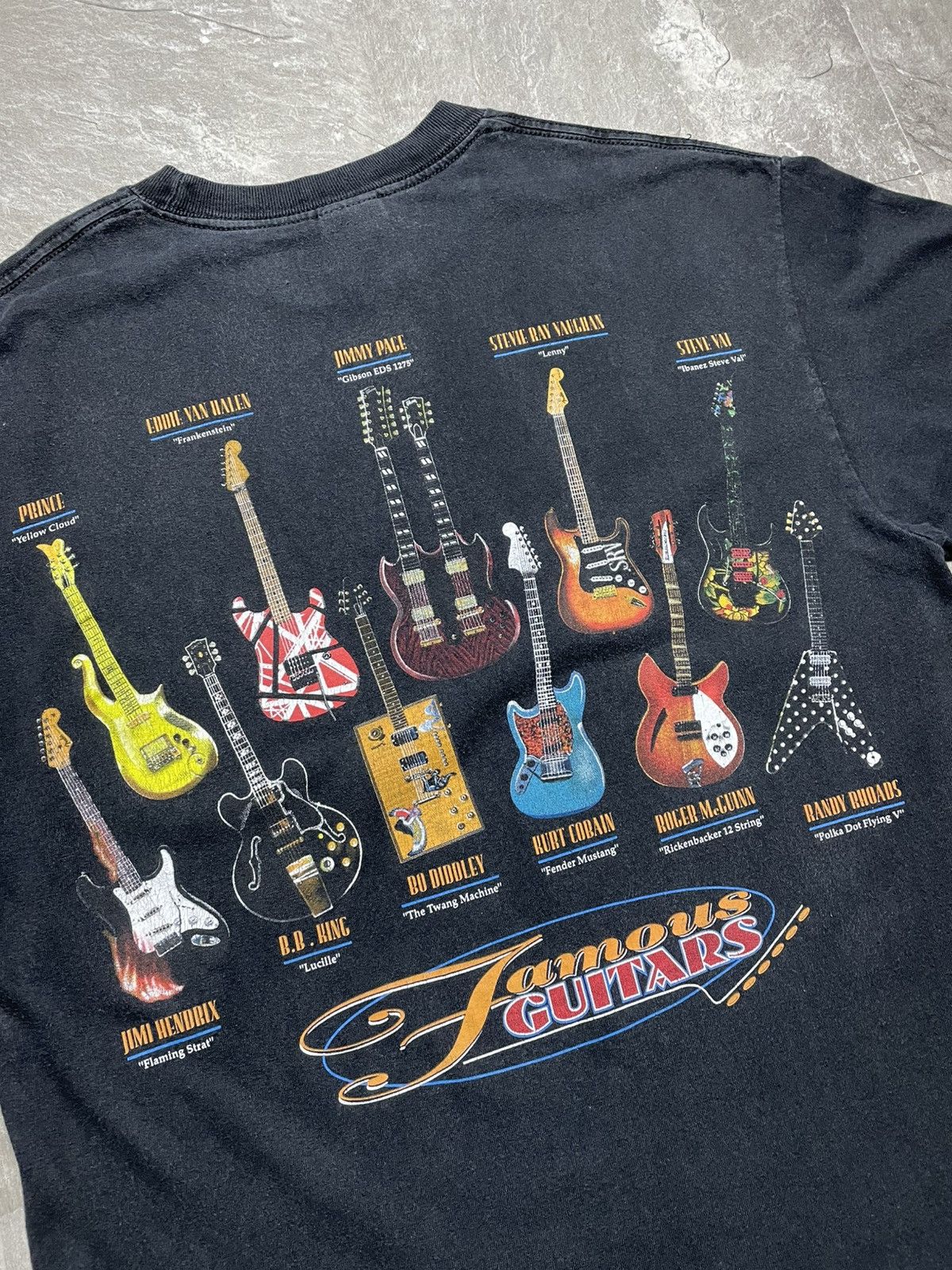 Band Tees Vintage 2000s Famous Guitars Cobain Steve Vai Jimmy Page tee Size US L / EU 52-54 / 3 - 2 Thumbnail