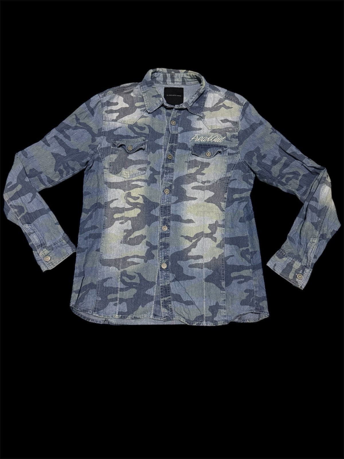 In The Attic × Japanese Brand Vtg AOP “Freakout” Camo Design In The Attic Denim L/S Shirt Size US L / EU 52-54 / 3 - 1 Thumbnail