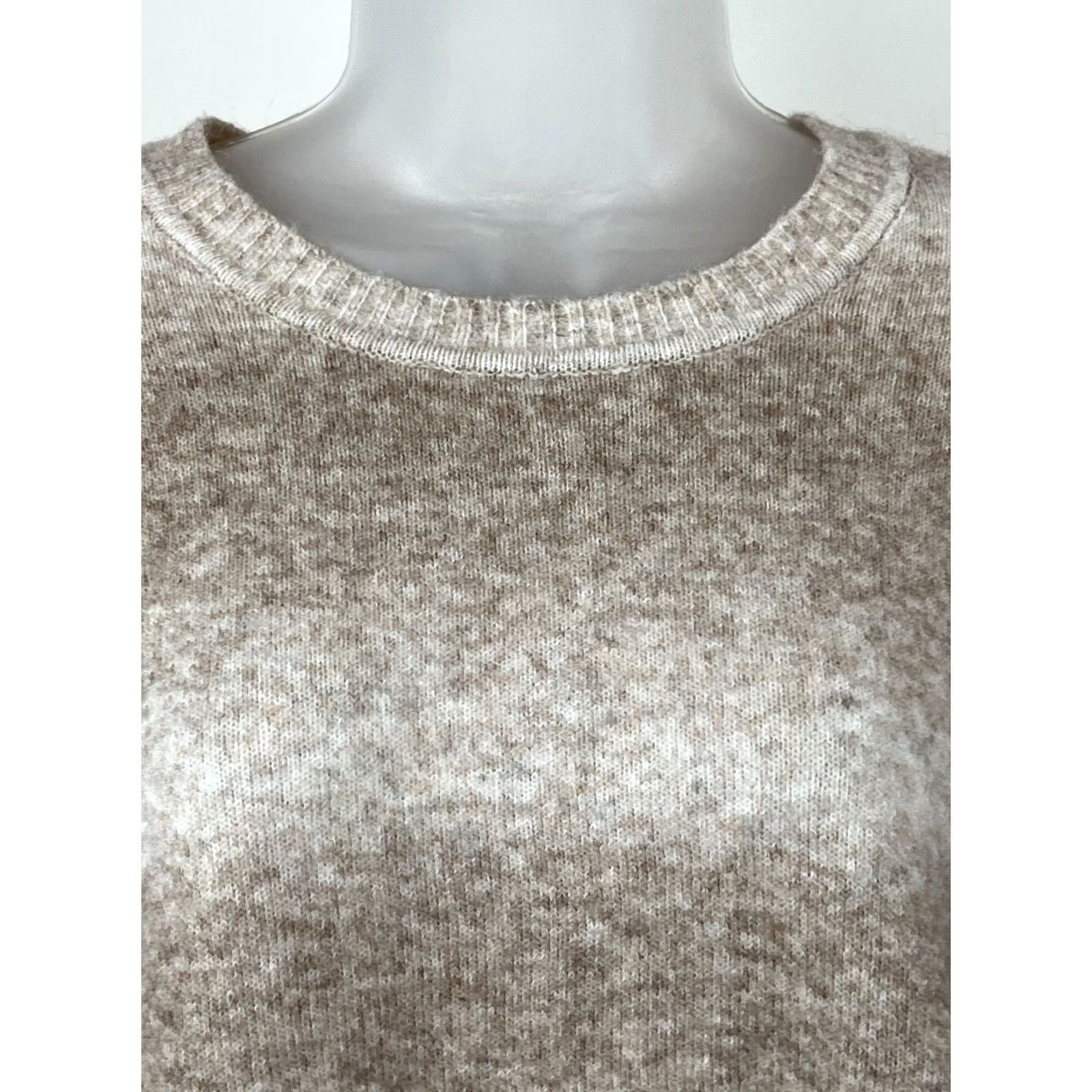 Old Navy Old Navy Sweater Womens XL Beige Ombre Crew Neck Long Sleeve Regular Fit Size XL / US 12-14 / IT 48-50 - 2 Thumbnail