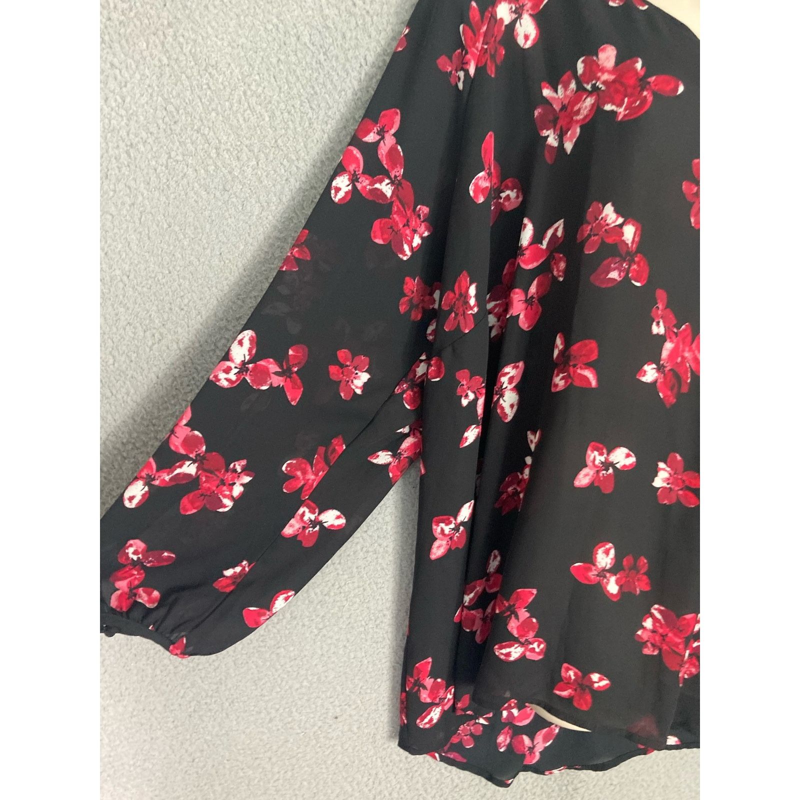 Other Roz & Ali Floral V-Neck Blouse Black Long Sleeve Women's 2XL Size XXL / US 16-18 / IT 52-54 - 8 Thumbnail