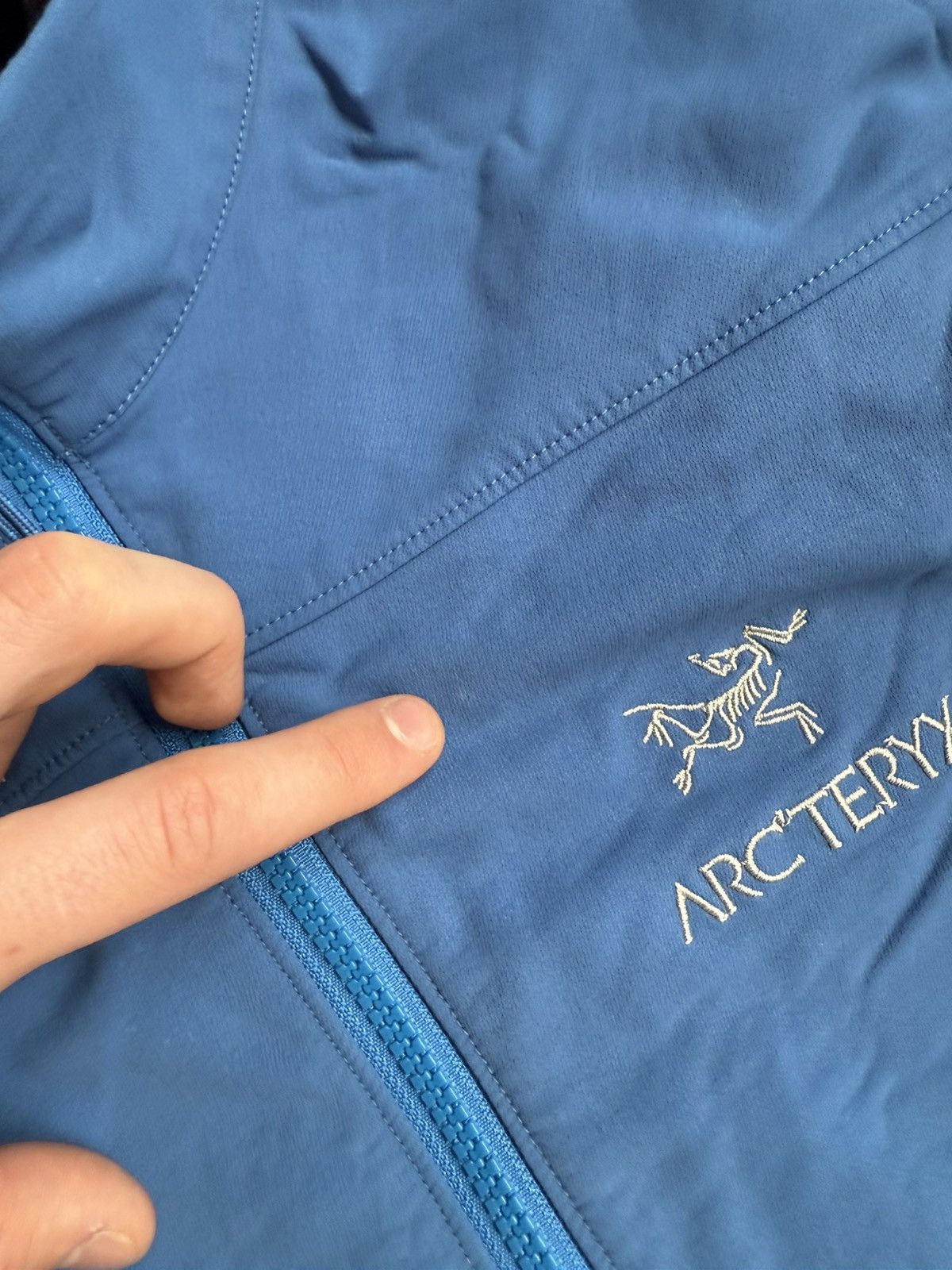 Arc'teryx × Vintage Vintage Arc’Teryx blue Soft-Shell Outdoor Jacket Size US L / EU 52-54 / 3 - 4 Thumbnail