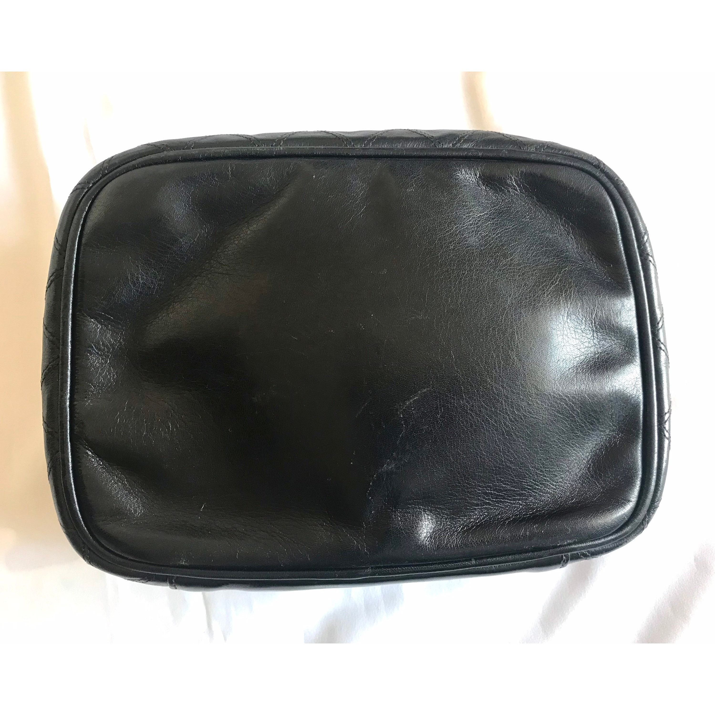 Chanel Vintage CHANEL calfskin classic cosmetic and toiletry purse Size ONE SIZE - 6 Thumbnail