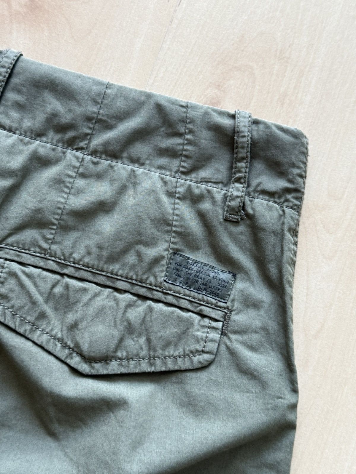 Diesel Diesel military bermuda cargo shorts Size US 27 - 7 Thumbnail