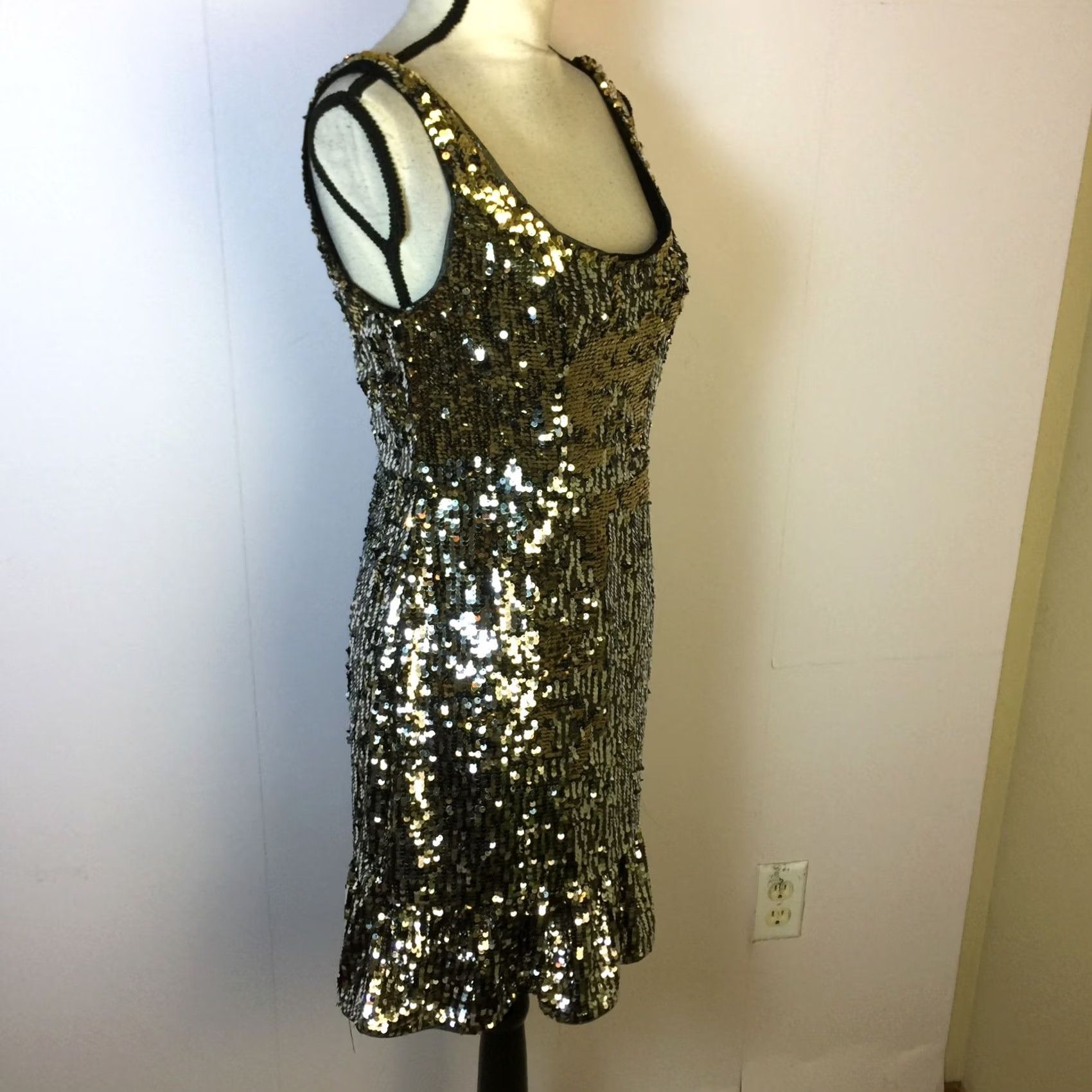 cotton cocoon dress Ada Award Show Fashion Fabric:Lawn stopping look Matching Your Prom Nails