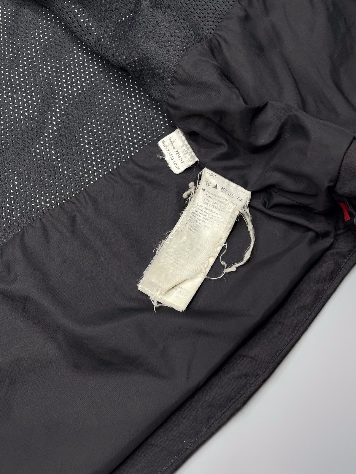 Goretex Vintage Mammut Gore-Tex DryTech Jacket Size US M / EU 48-50 / 2 - 11 Thumbnail