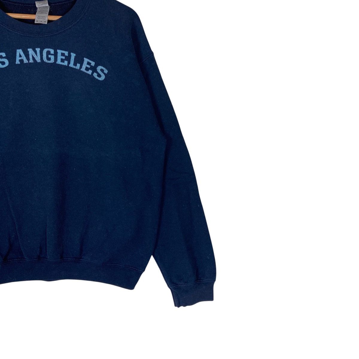 Gildan Vintage Gildan Los Angeles Pullover Jumper Sweatshirt Size US M / EU 48-50 / 2 - 4 Thumbnail