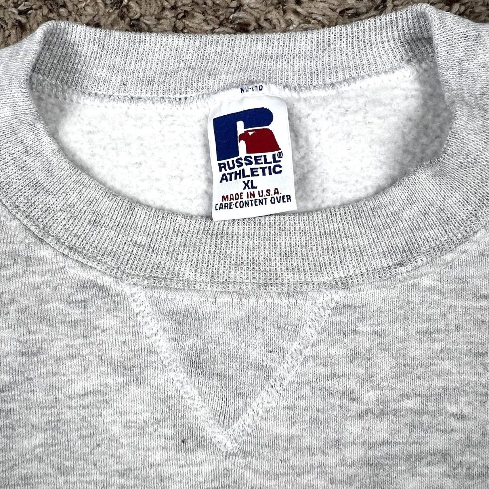 Russell Athletic VINTAGE Russell Athletic Sweatshirt Crewneck 90s Gusset XL Gray Unisex Adults Size US XL / EU 56 / 4 - 2 Thumbnail