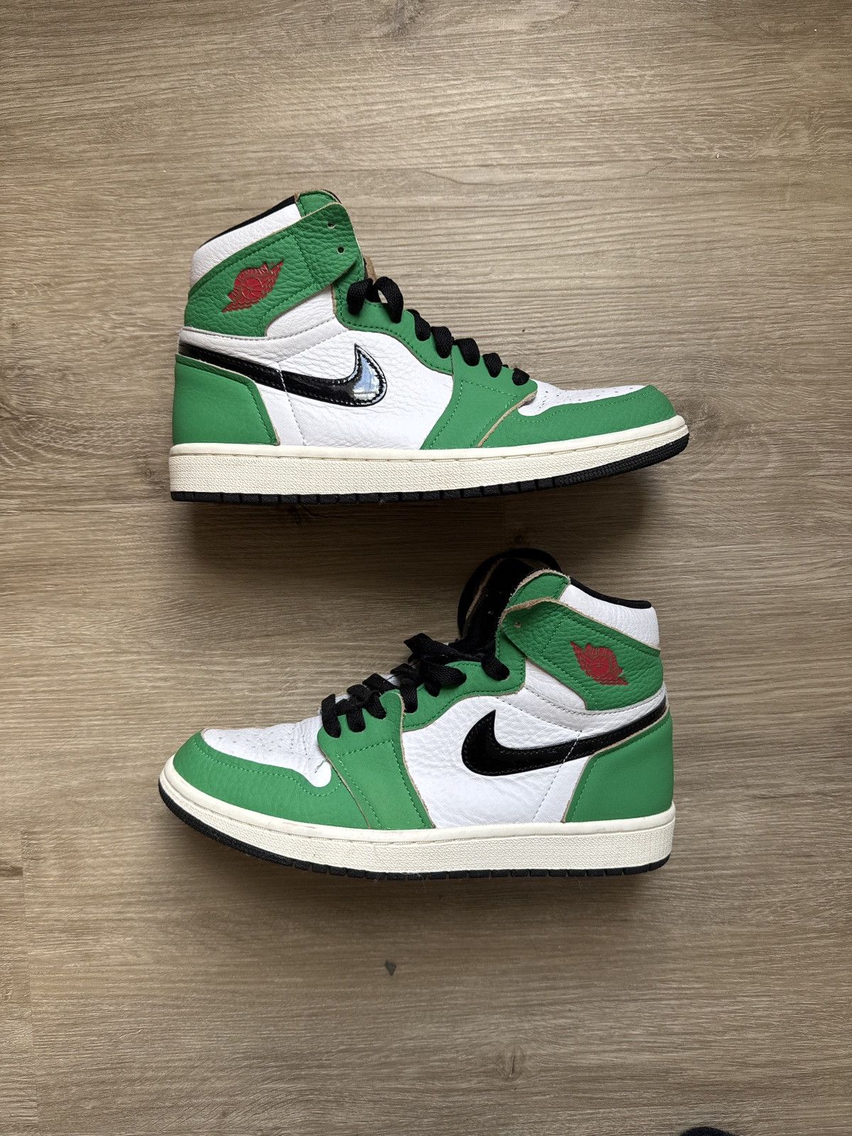 Nike Air Jordan 1 Retro High OG “Lucky Green” Size US 8 / IT 38 - 1 Thumbnail