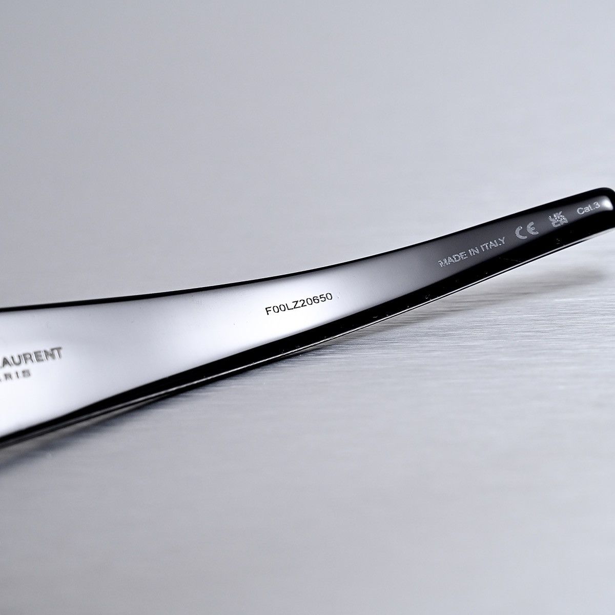 Saint Laurent Paris SAINT LAURENT SL M140 SUNGLASSES Size ONE SIZE - 5 Thumbnail