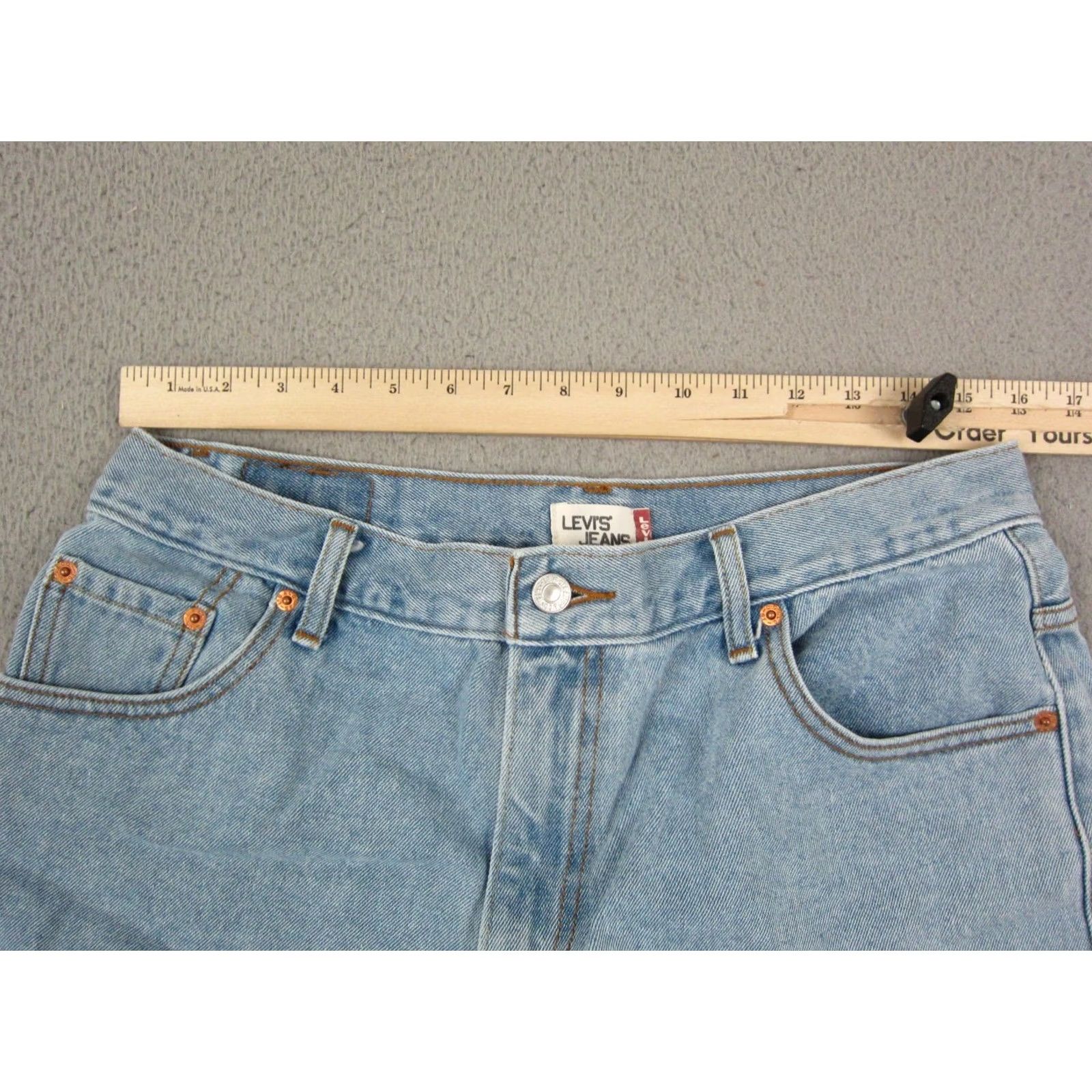 Levi's VINTAGE Levi's Shorts Denim 14 Teens Blue 90s Lightwash Jorts 550 Cotton Denim Relaxed 5-Pocket Mens Women Boys Girls Size 36" / US 14 / IT 50 - 7 Thumbnail