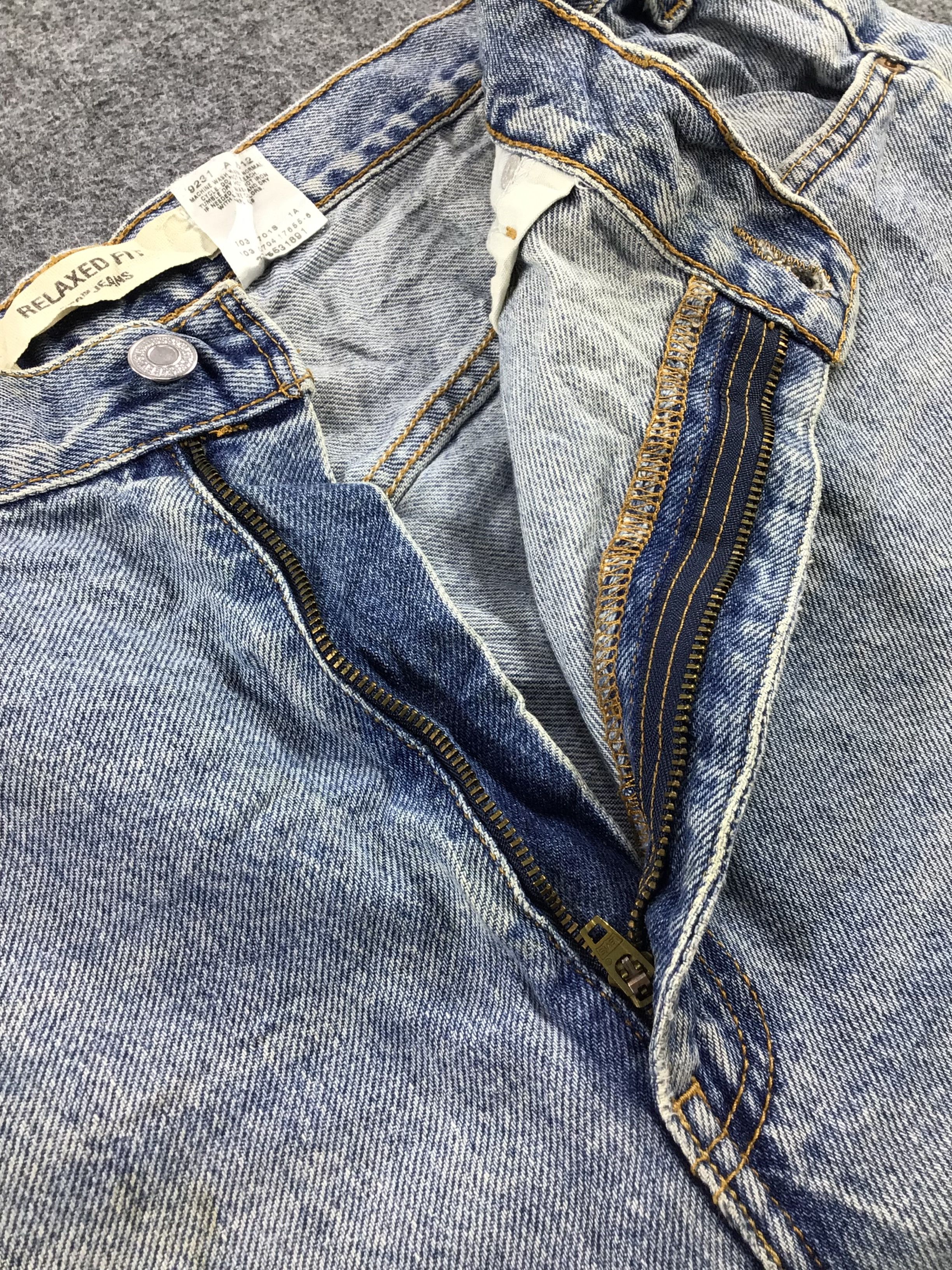 Levi's Vintage Levis 550 Jeans -J852 Size US 39 - 9 Thumbnail
