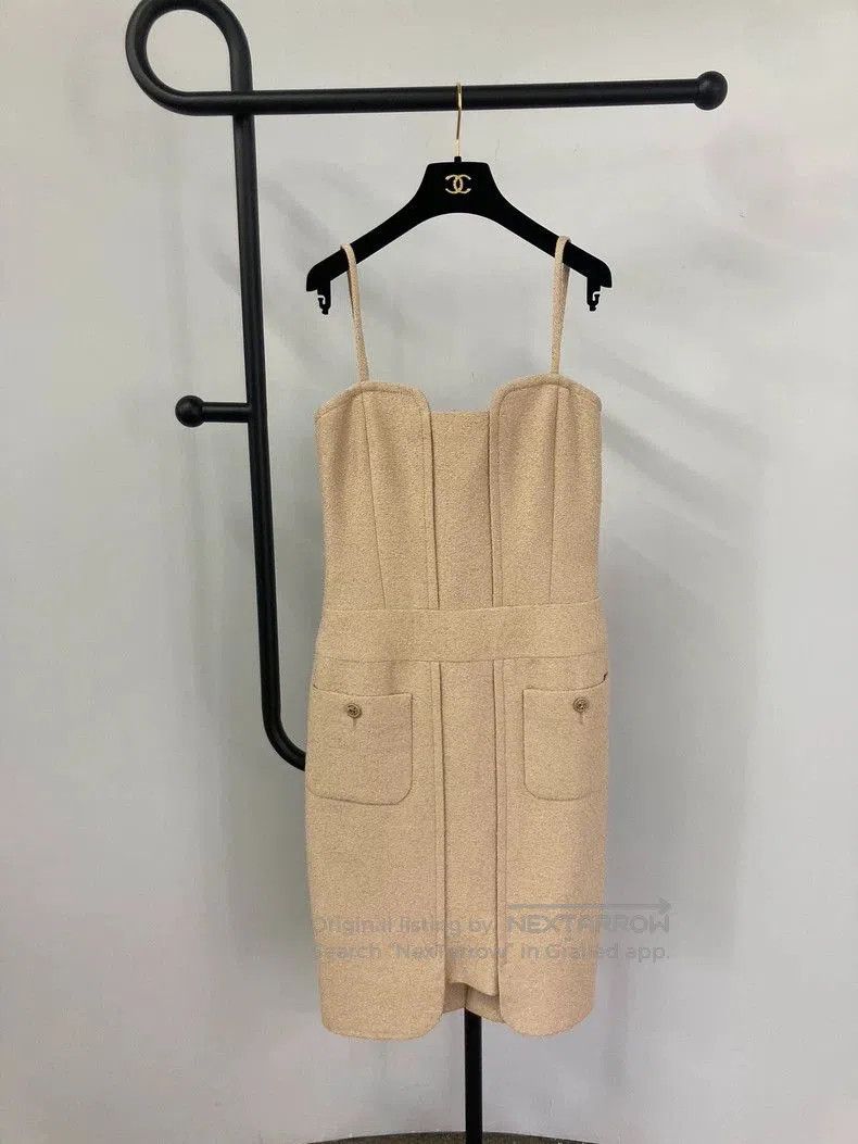 Chanel Chanel Beige Sling Dress Fr38 . Size M / US 6-8 / IT 42-44 - 1 Thumbnail