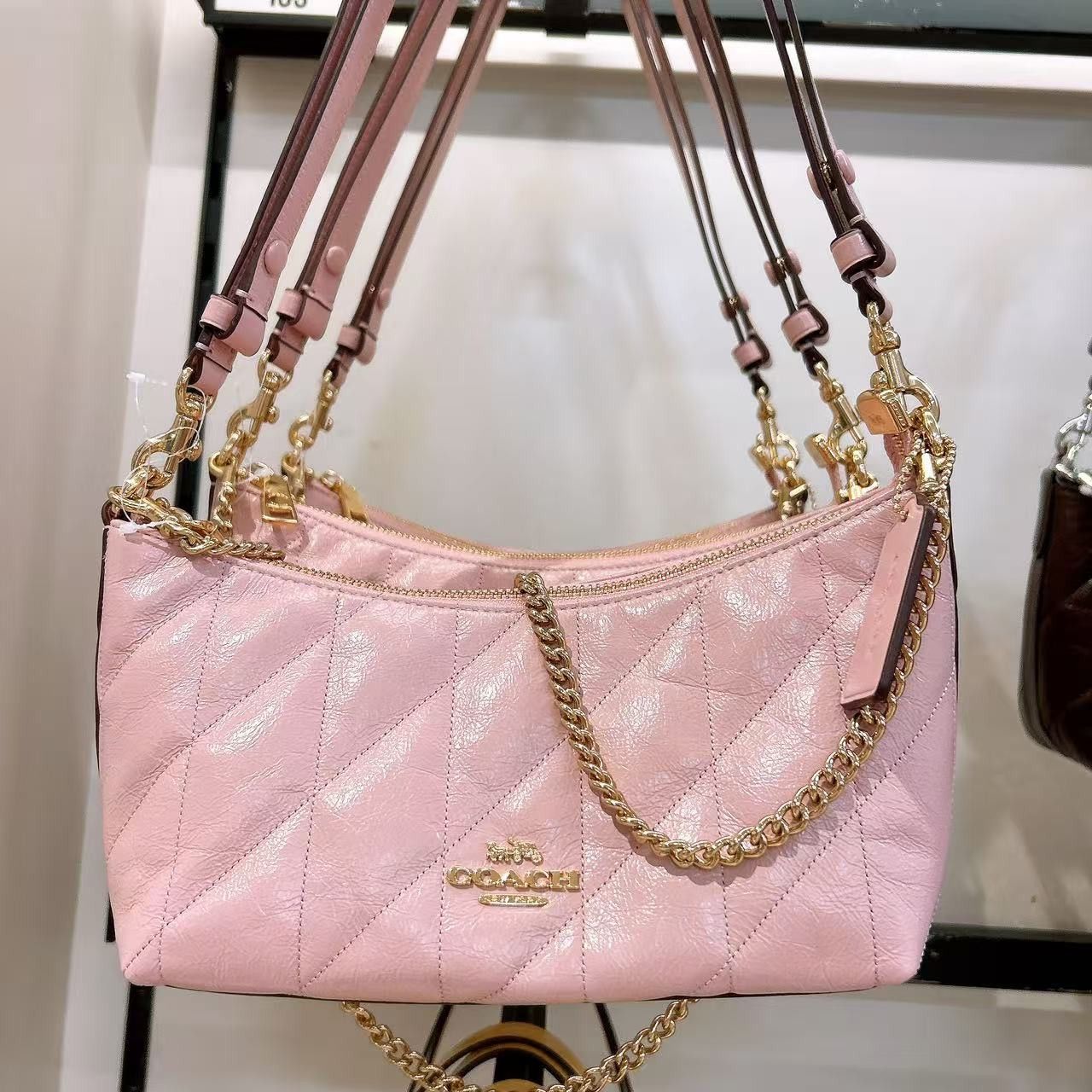 Coach Caitlin Shoulder Bag With Quilting CDZ88 Size ONE SIZE - 2 Thumbnail