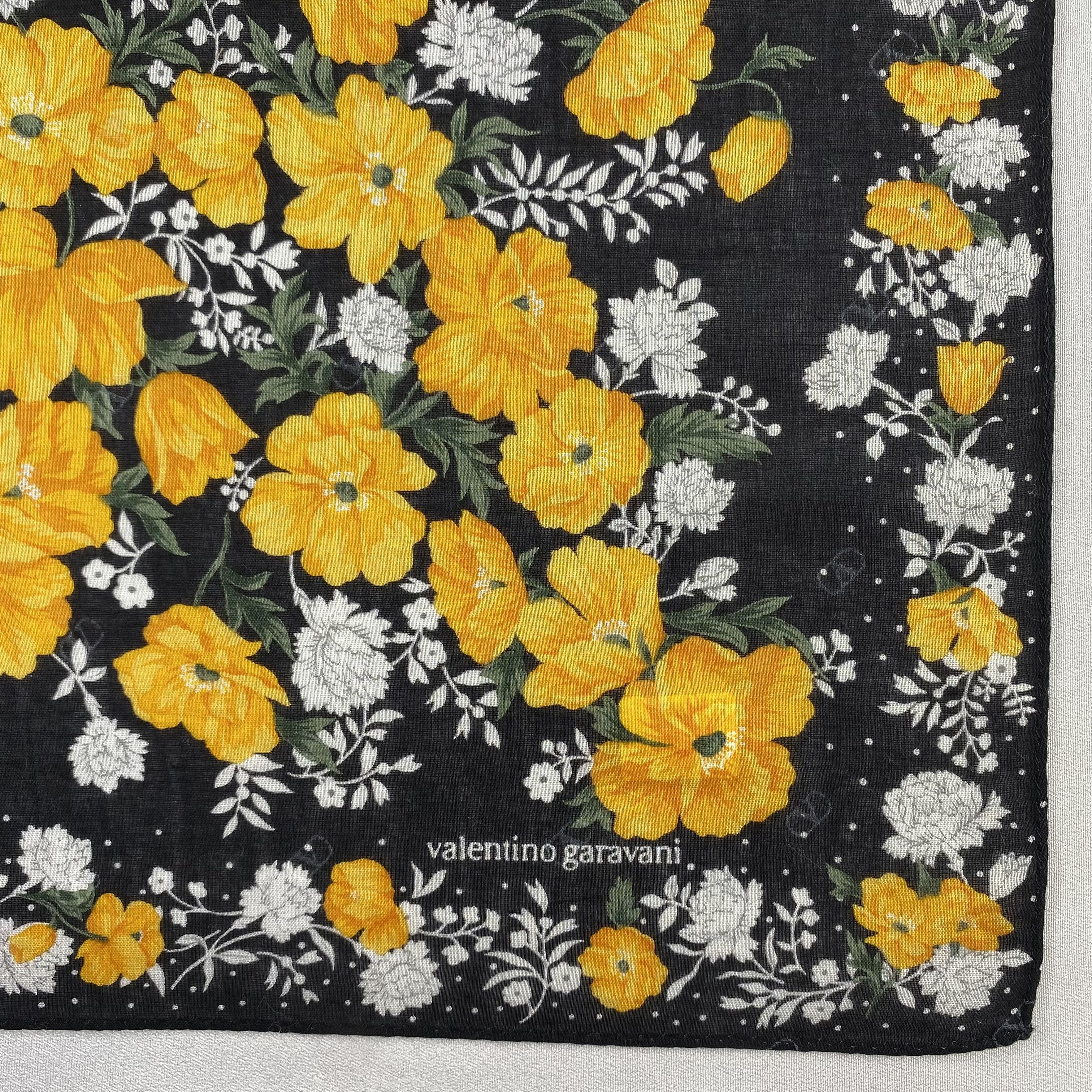 Valentino × Vintage Valentino Garavani Handkerchief / Neckerchief-P1507 Size ONE SIZE - 3 Thumbnail