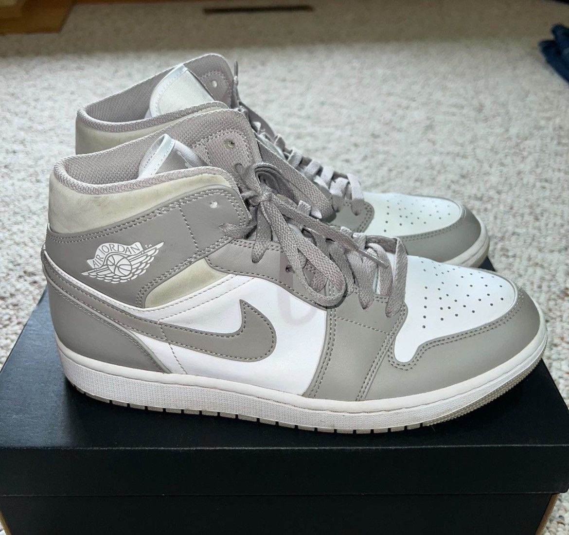 Jordan Brand Jordan 1 Linen Size US 10.5 / EU 43-44 - 1 Thumbnail