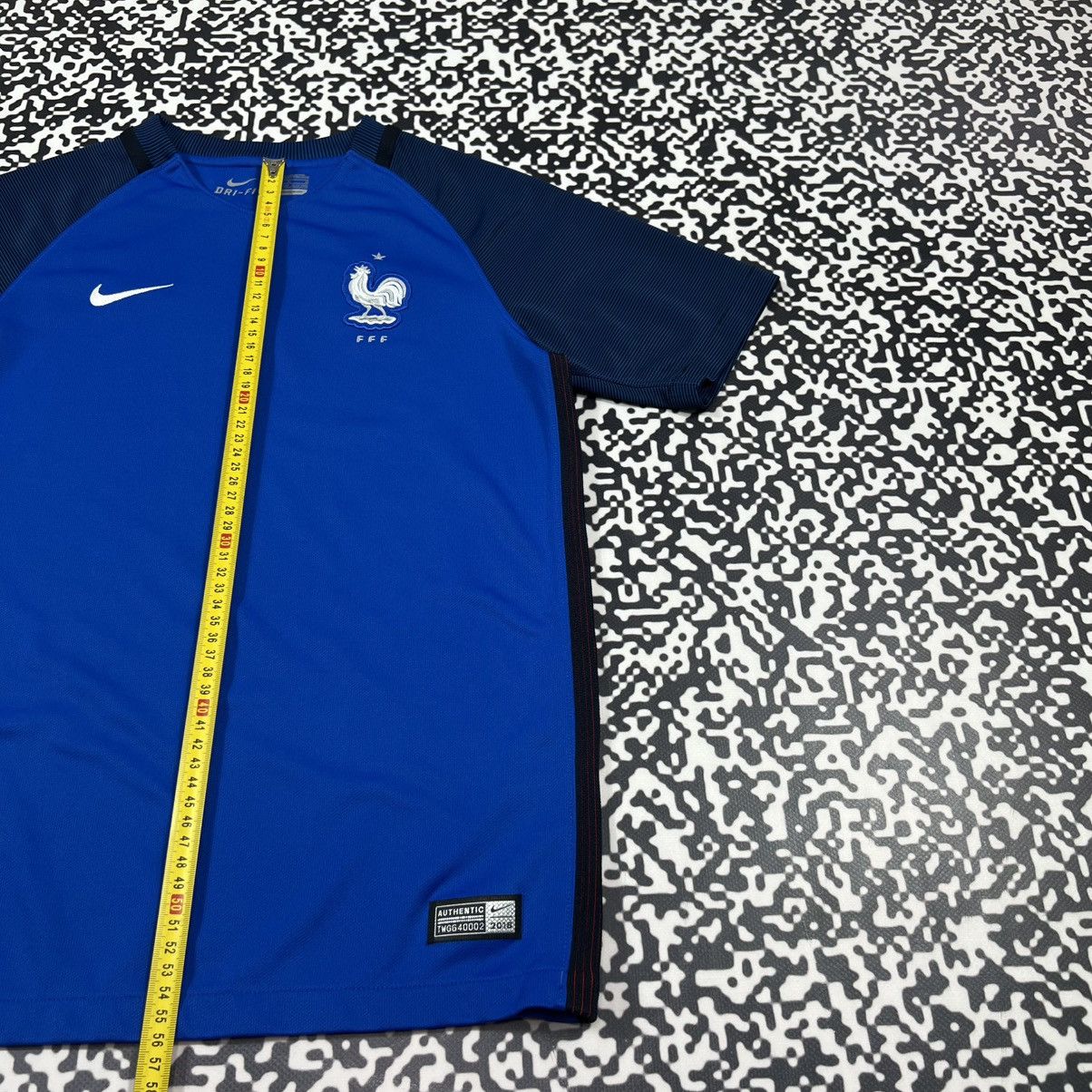 Nike Vintage Y2K Nike France Soccer Blokecore Style Jersey Tshirt Size S / US 4 / IT 40 - 17 Thumbnail