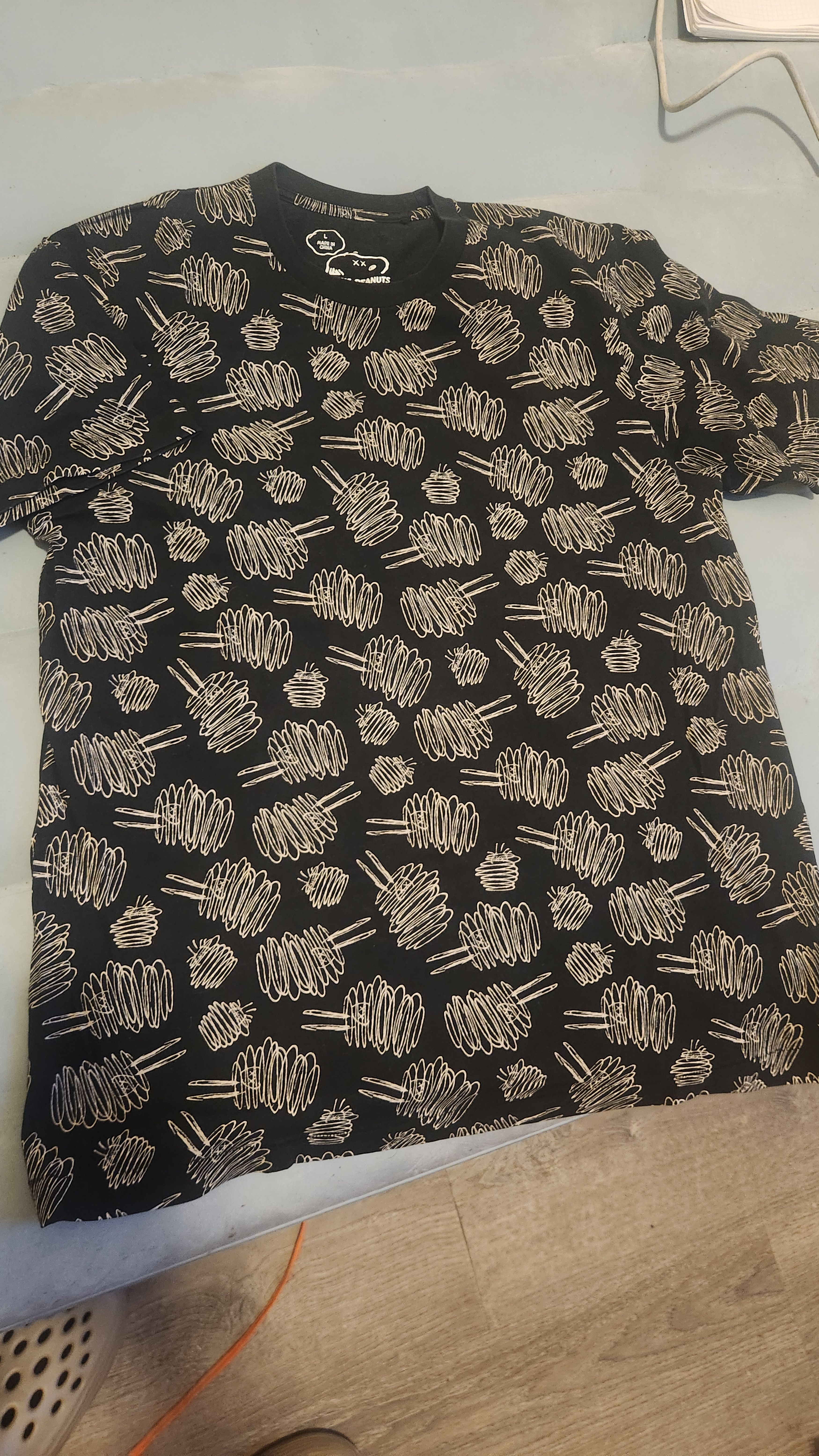 Kaws × Peanuts × Uniqlo Kaws x Peanuts x Uniqlo all over print Size US L / EU 52-54 / 3 - 1 Thumbnail