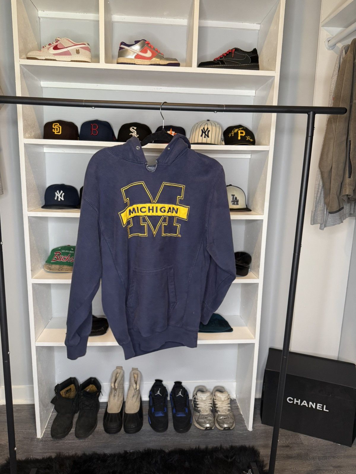 Vintage Distressed Michigan Hoodie Size US M / EU 48-50 / 2 - 1 Thumbnail