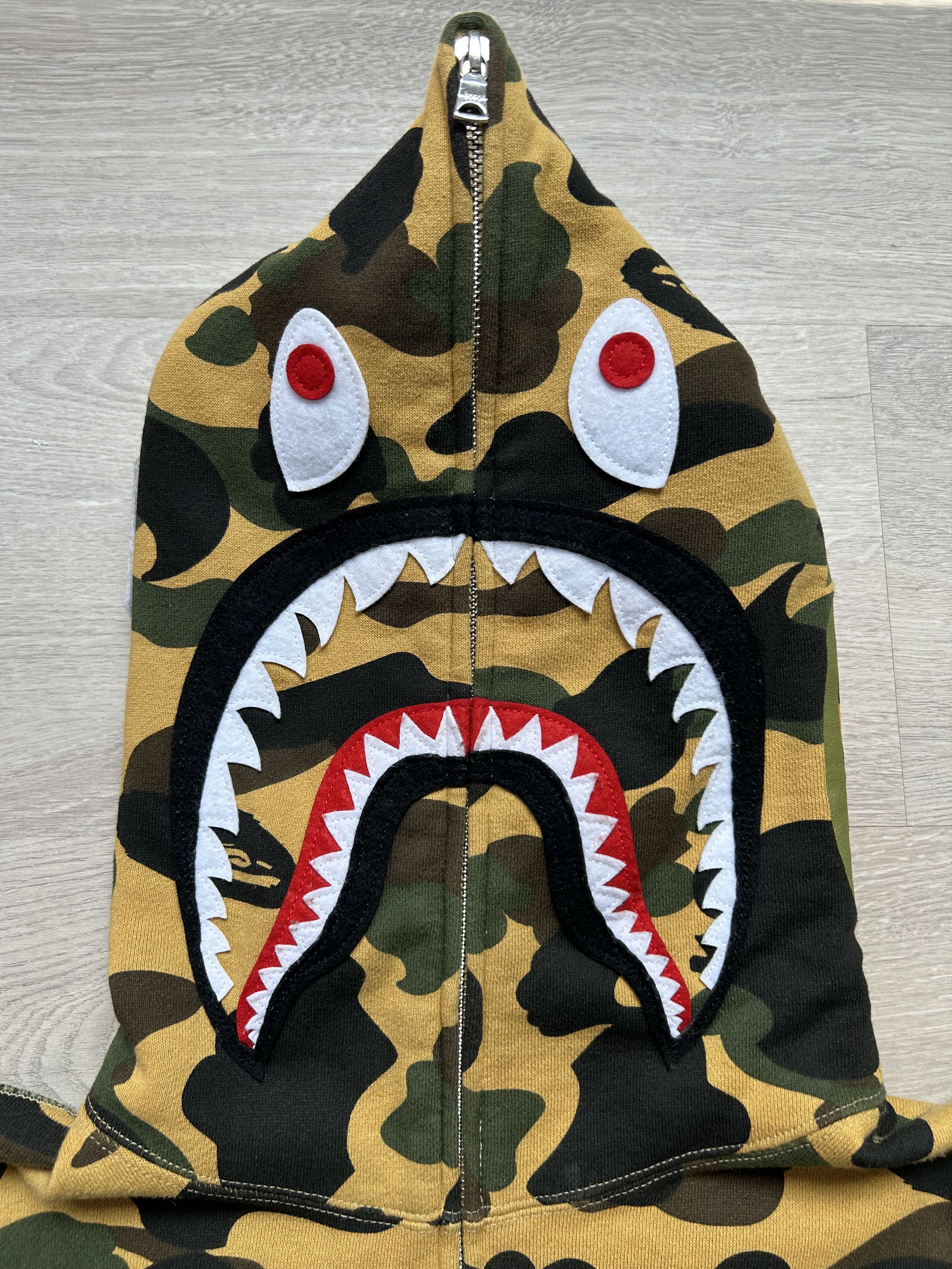 Bape A Bathing Ape 1st Camo Yellow Shark Full Zip Hoodie [Size S] Size US S / EU 44-46 / 1 - 3 Thumbnail