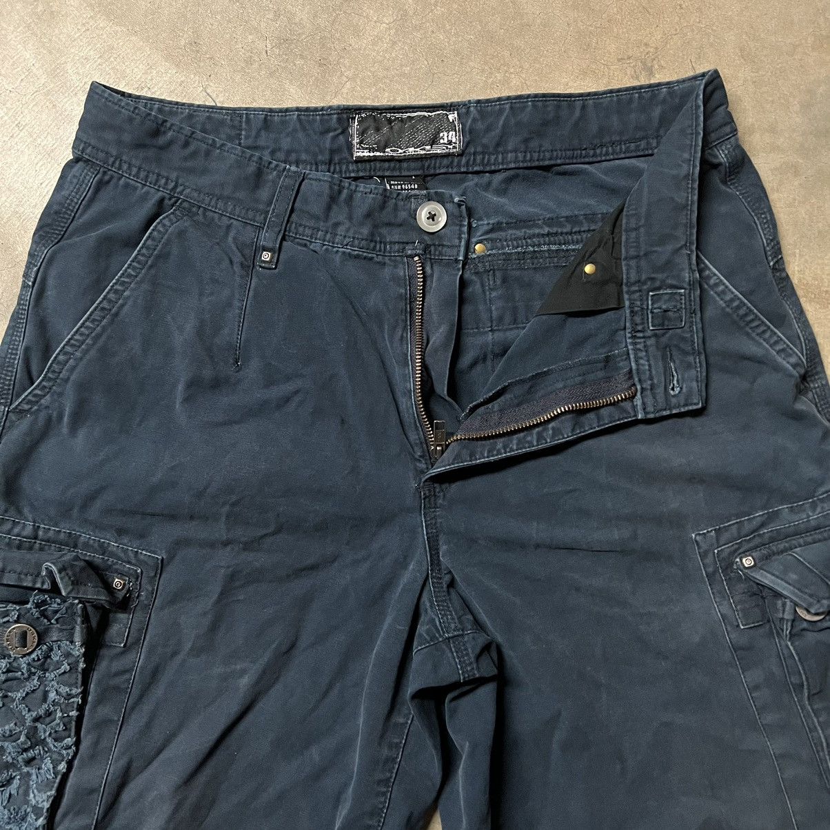 Oakley × Vintage Vintage Y2K Oakley Navy Tactical Cargo Shorts Size US 34 / EU 50 - 2 Thumbnail