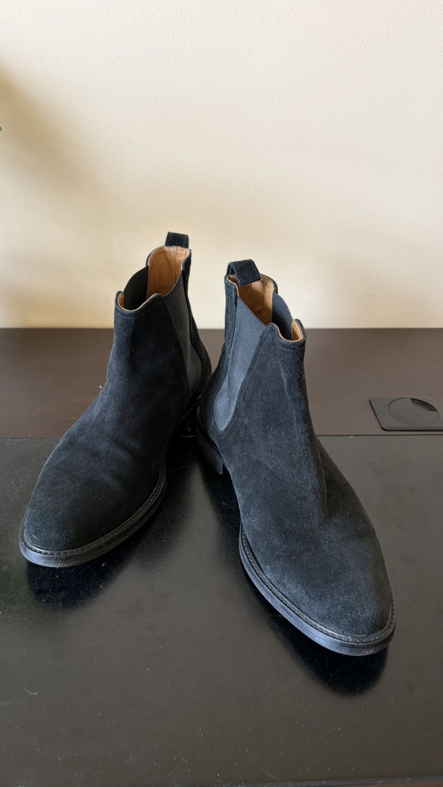 Barneys New York Barneys New York Black Suede Chelsea Boots – Size 8 Size US 8 / EU 41 - 2 Thumbnail