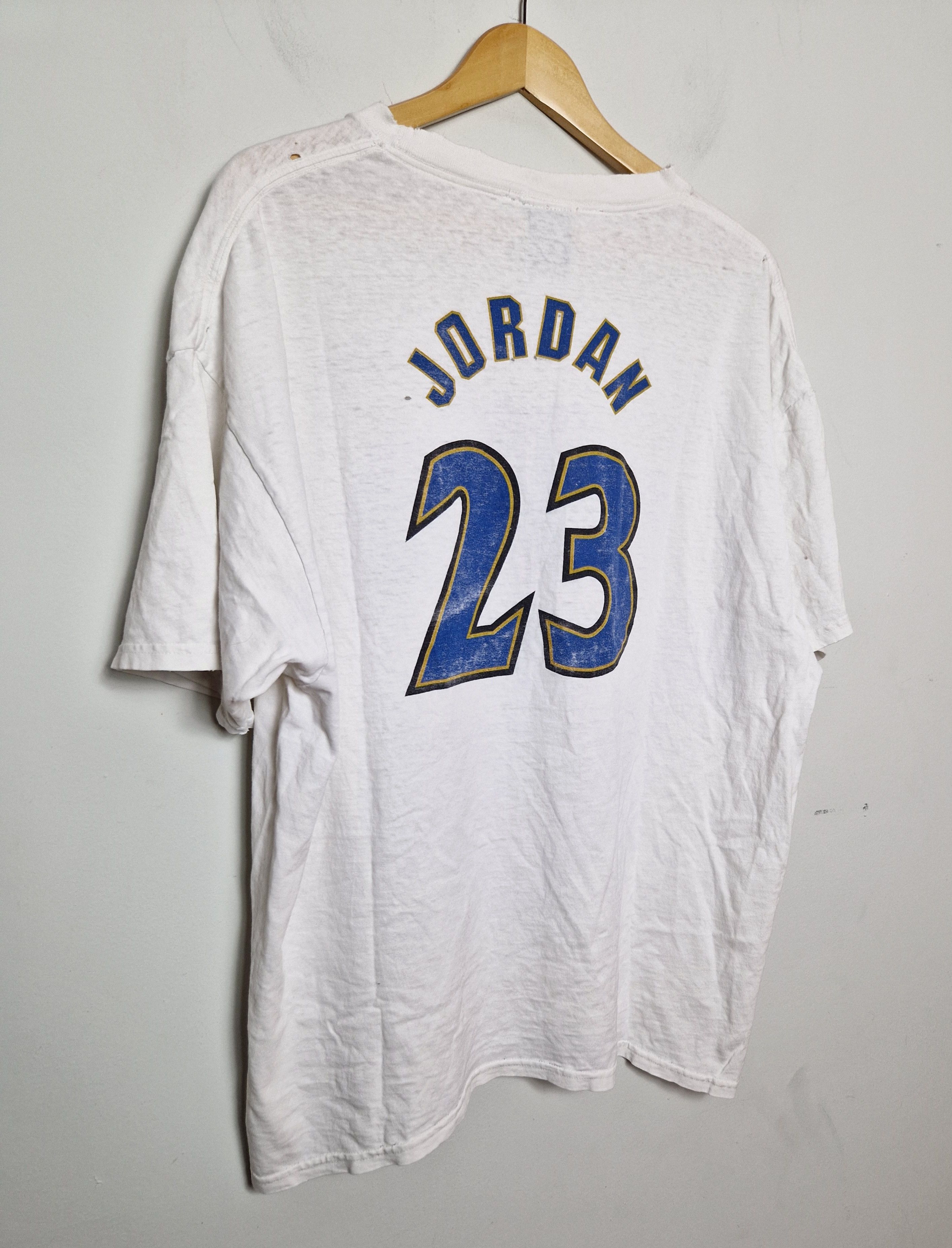 Jordan Brand Nike Wizards Michael Jordan 23 vintage 90s t-shirt Size US L / EU 52-54 / 3 - 7 Thumbnail