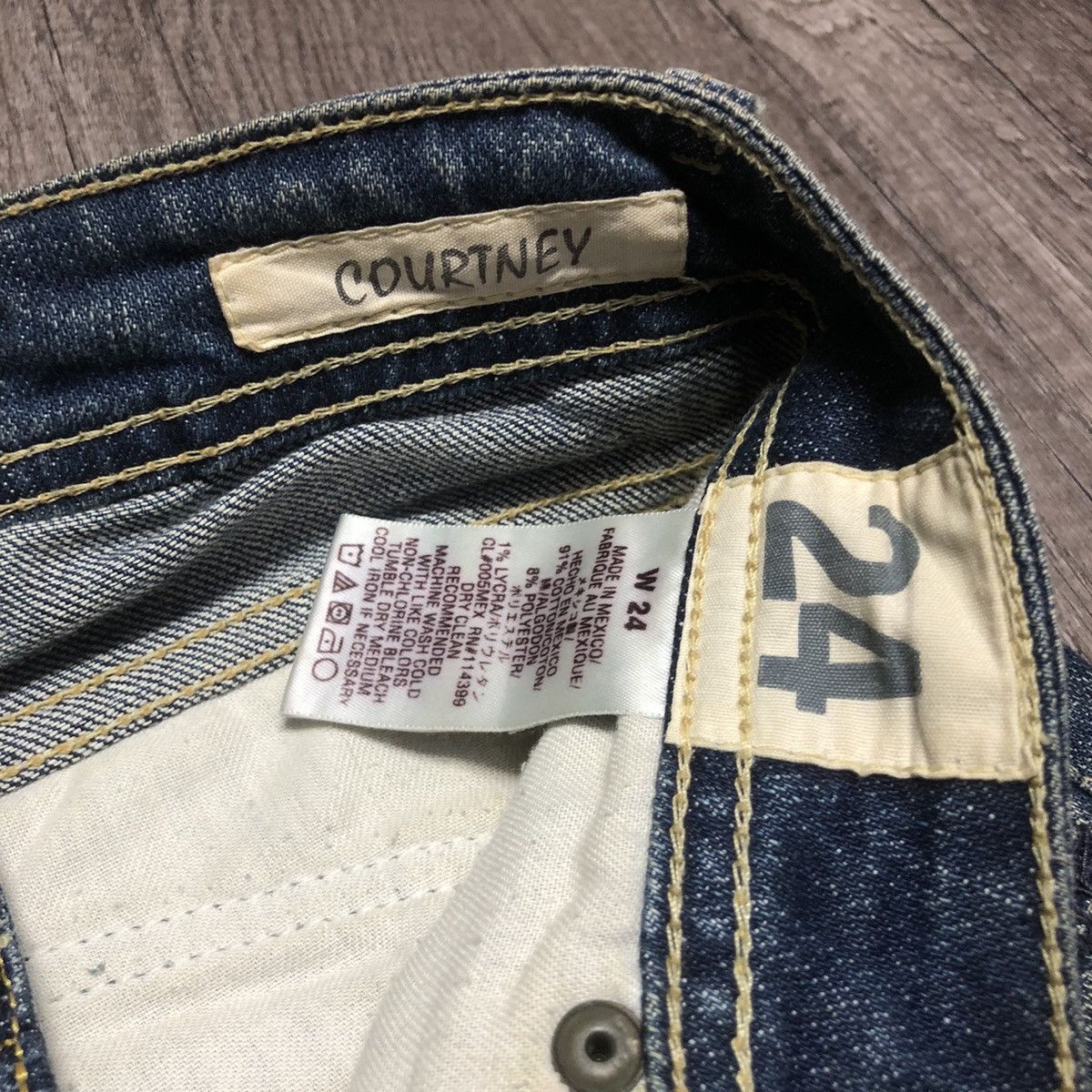 Taverniti × Vintage Distressed Denim Taverniti Jeans Courtney Flare Design Size 27" / US 4 / IT 40 - 23 Thumbnail
