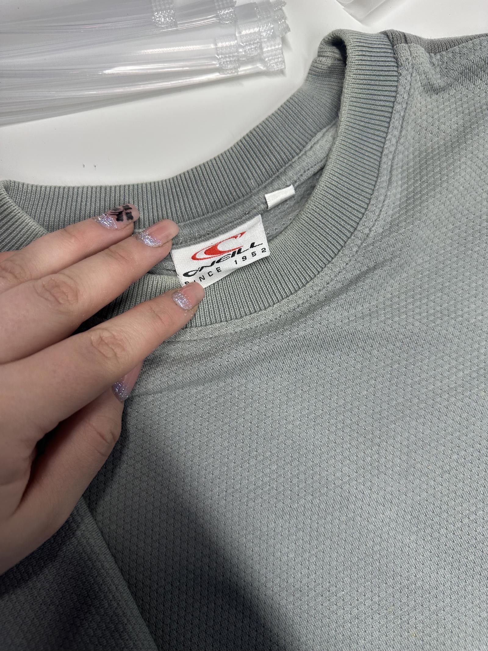 O'Neill Stylish Grey Sports T-Shirt with Striped Sleeves Size US M / EU 48-50 / 2 - 5 Thumbnail