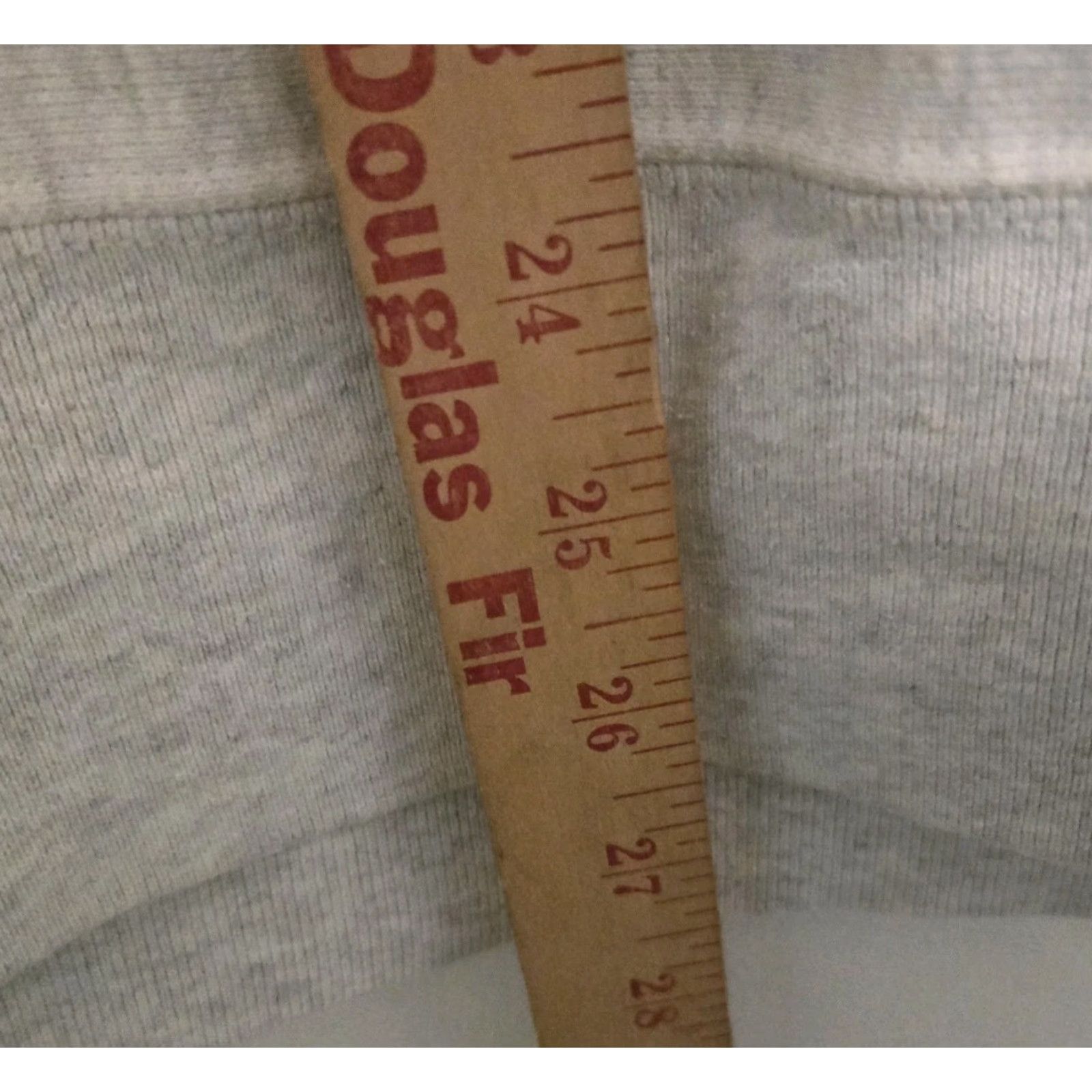 Champion VINTAGE Champion Reverse Weave Sweatshirt Mens Large Gray College of Charleston Pullover Long Sleeve Reverse weave Size US L / EU 52-54 / 3 - 7 Thumbnail