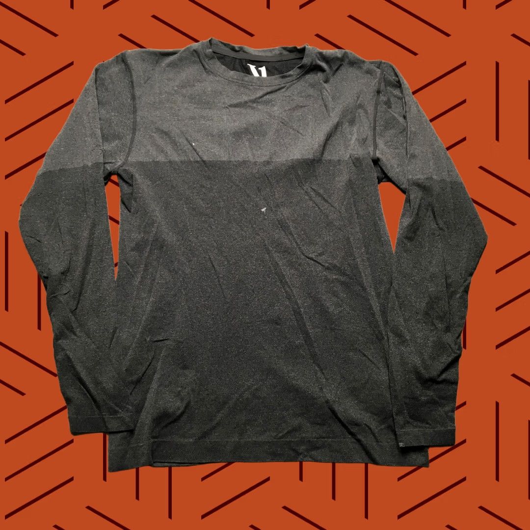 Vuori Vuori Shirt Mens L Gray Long Sleeve Athletic Pullover Defects Size US L / EU 52-54 / 3 - 1 Thumbnail
