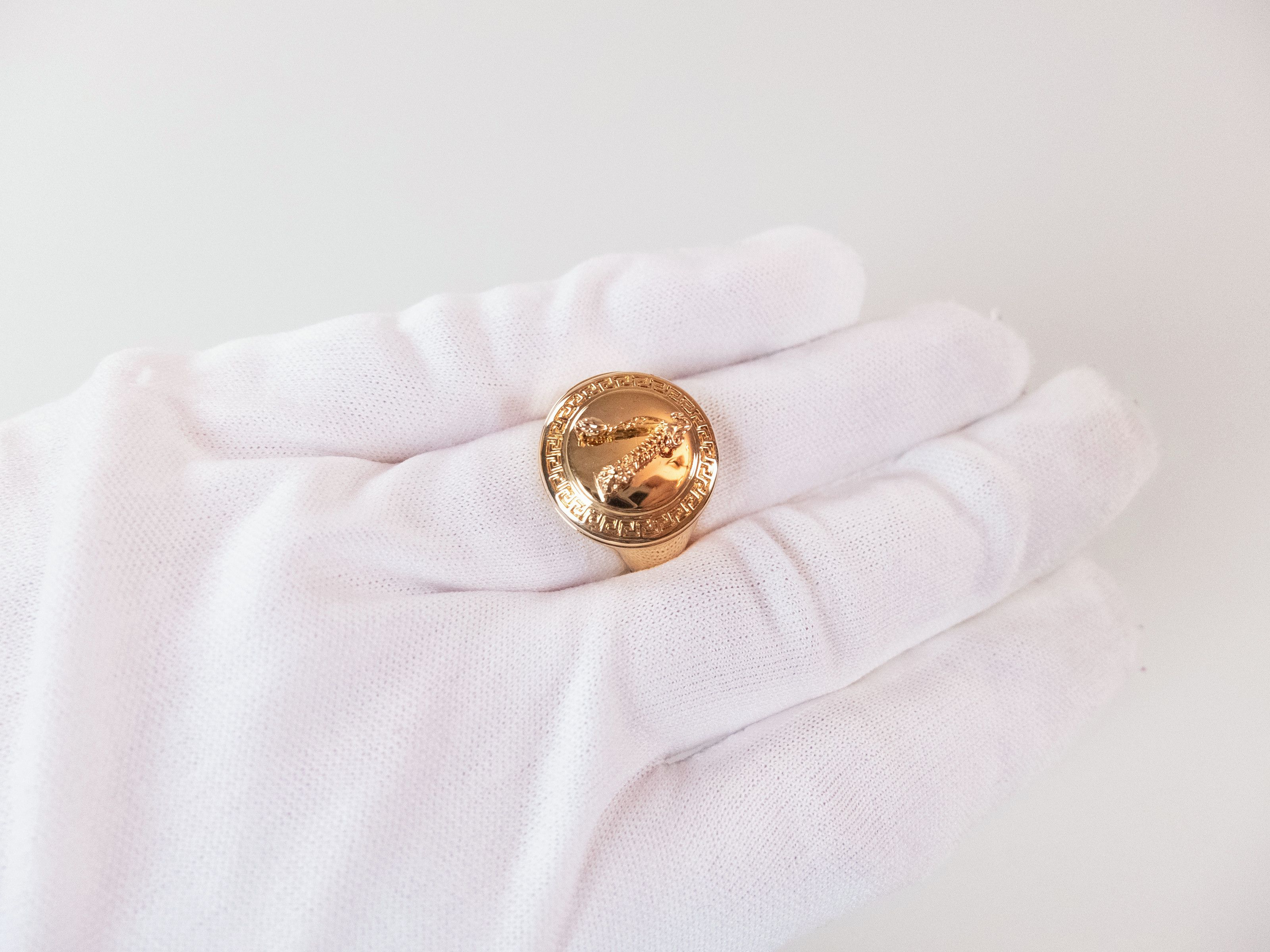 Versace VERSACE Virtus gold tone V logo metal ring 8.5 US / 19 Size ONE SIZE - 7 Thumbnail