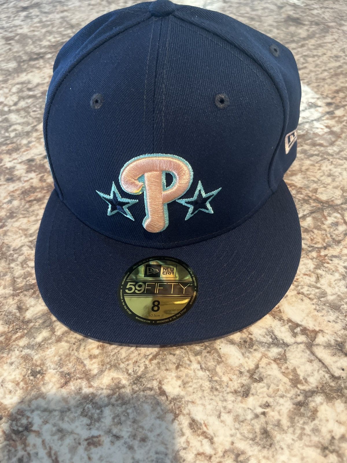 New Era Size 8 Philadelphia Phillies Fitted Size ONE SIZE - 1 Thumbnail