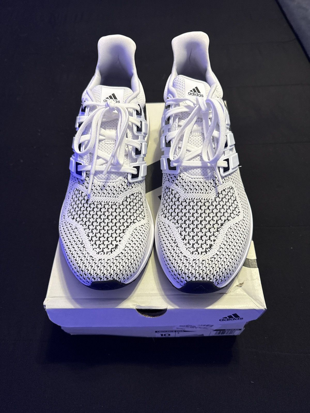 Adidas UBOUNCE DNA Size US 10 / EU 43 - 3 Thumbnail