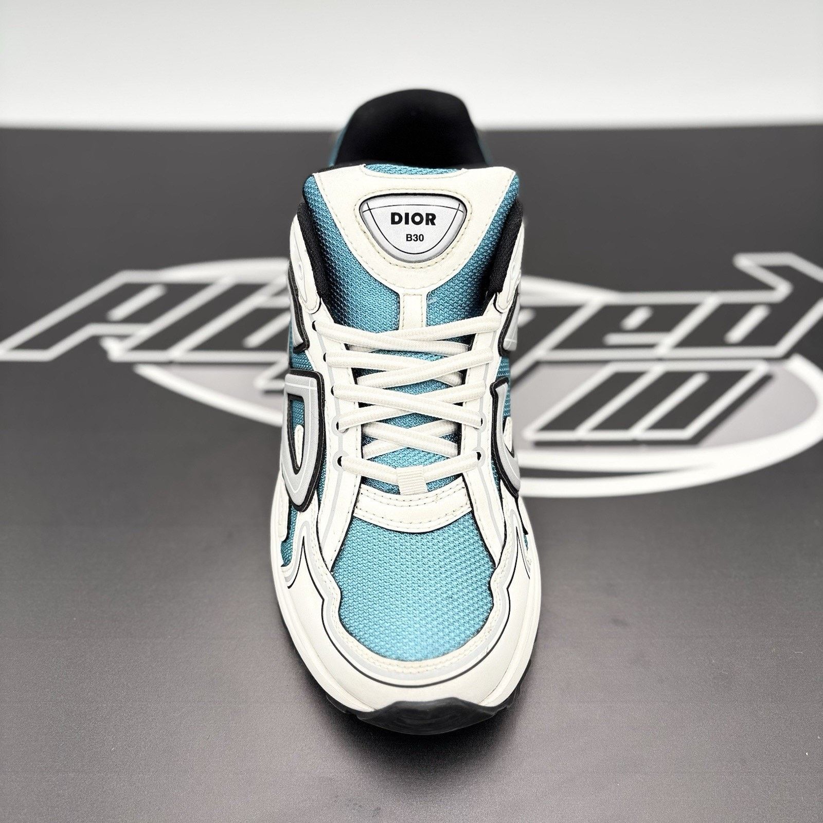 Dior Dior B30 Reflective Sneaker ' White Blue ' | GREAT CONDITION Size US 9 / EU 42 - 5 Thumbnail
