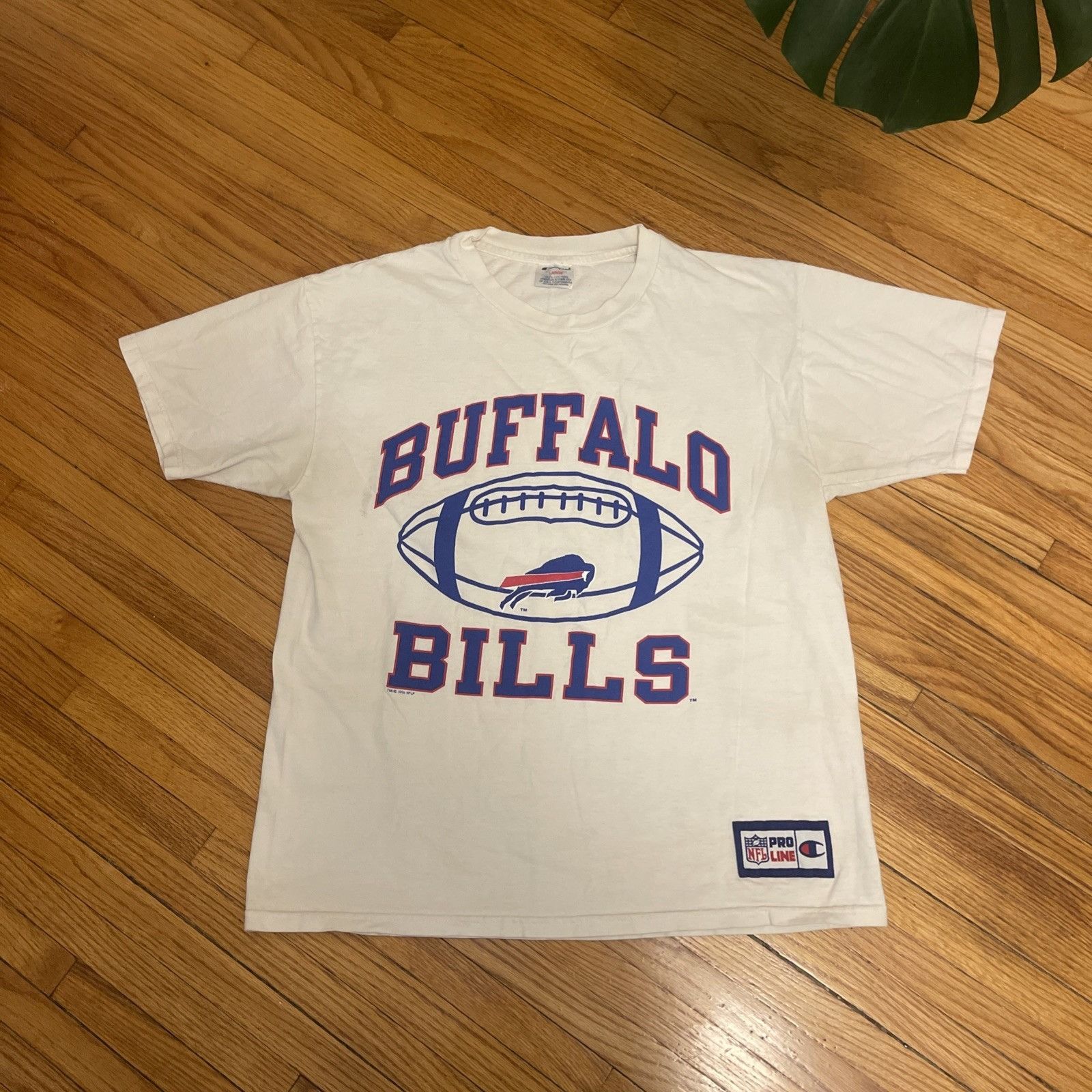 Champion Vintage 1996 90s Large Buffalo Bills NFL Champion Pro Line T Size US L / EU 52-54 / 3 - 1 Thumbnail
