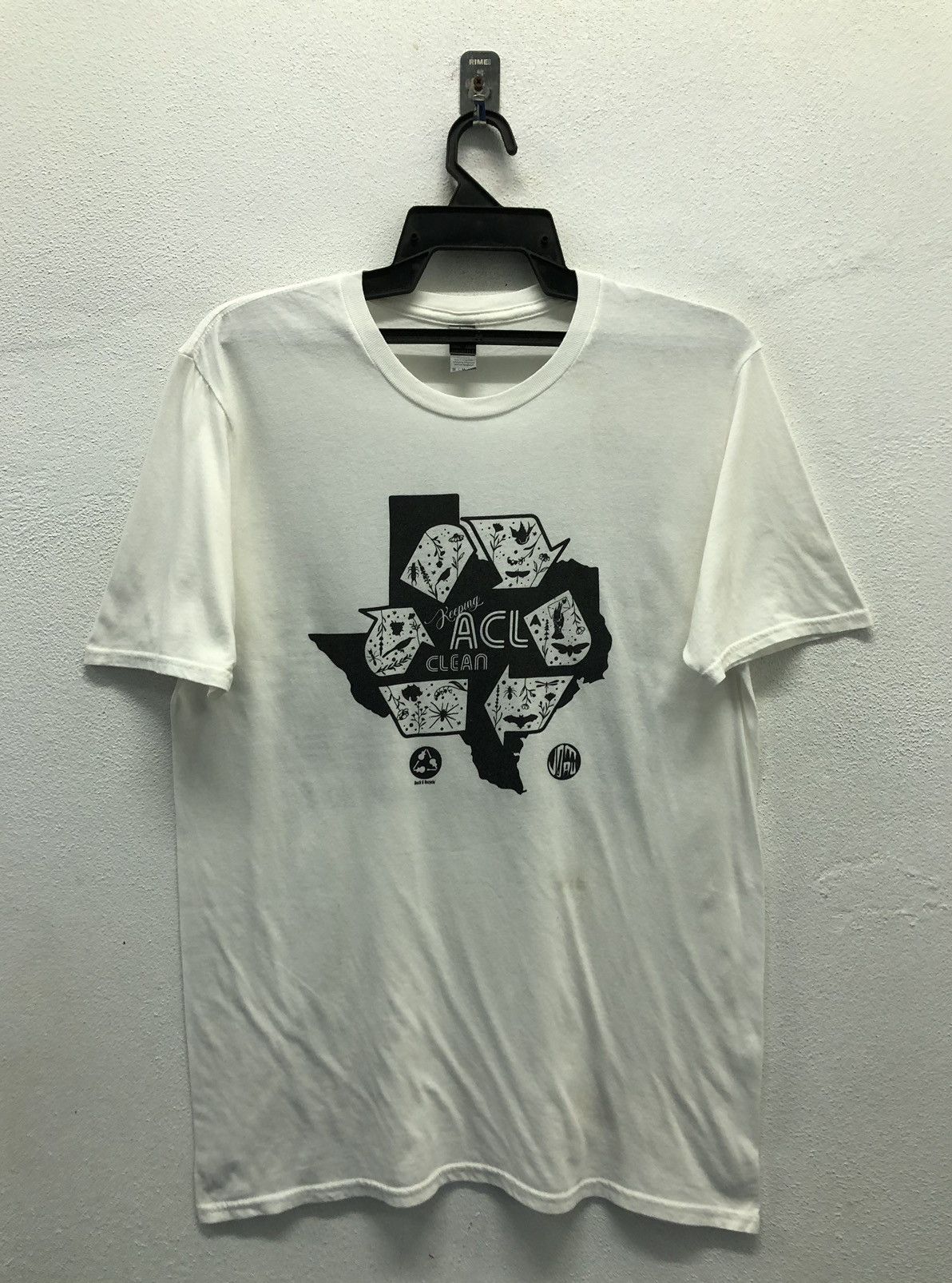Band Tees Vintage Keeping ACL Clean Rock&Recycle T-Shirt Size US M / EU 48-50 / 2 - 2 Thumbnail