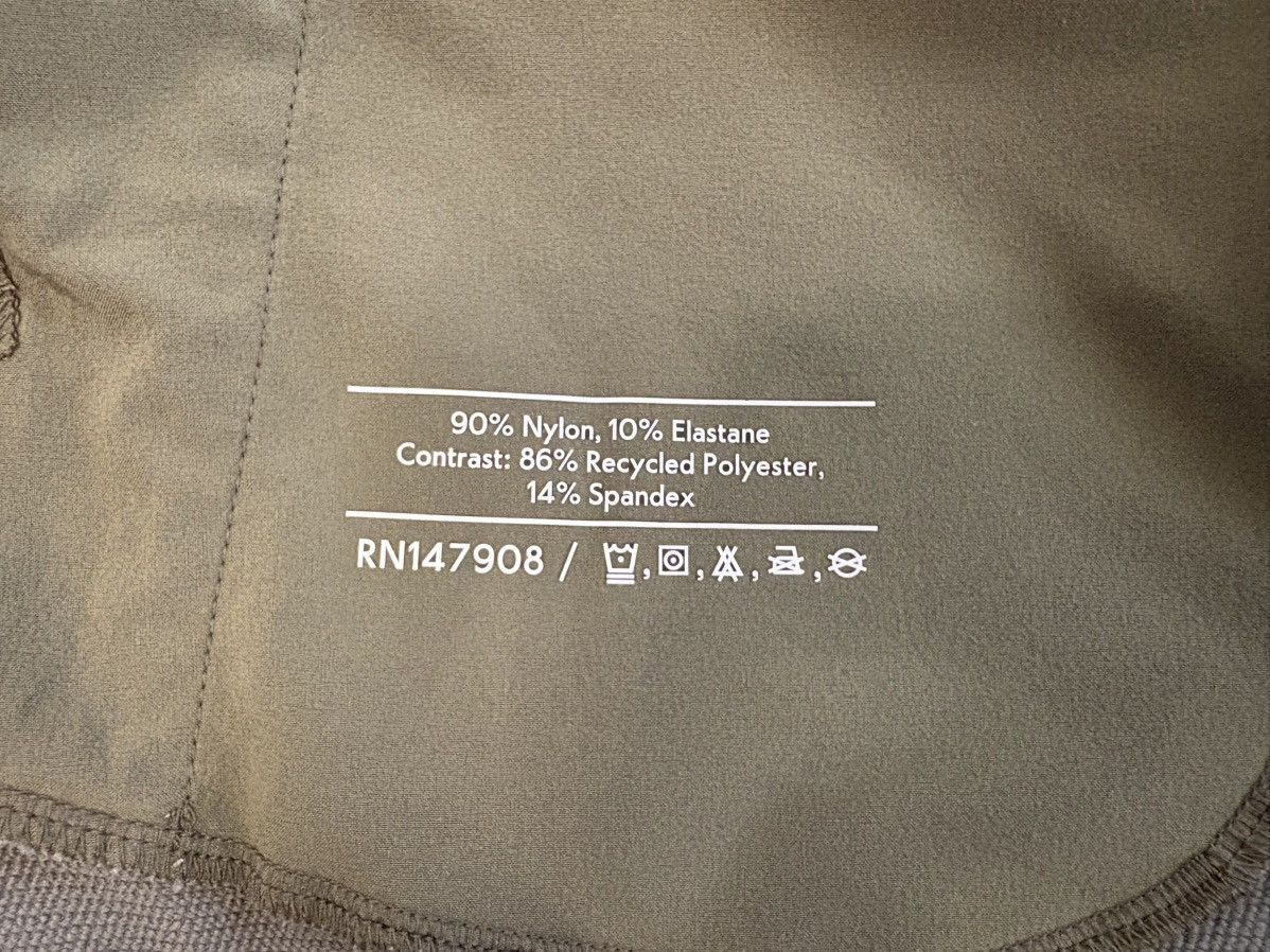 Outdoor Voices Outdoor Voices RecTrek 7” Short (size small ~30W) Size US 30 / EU 46 - 6 Thumbnail
