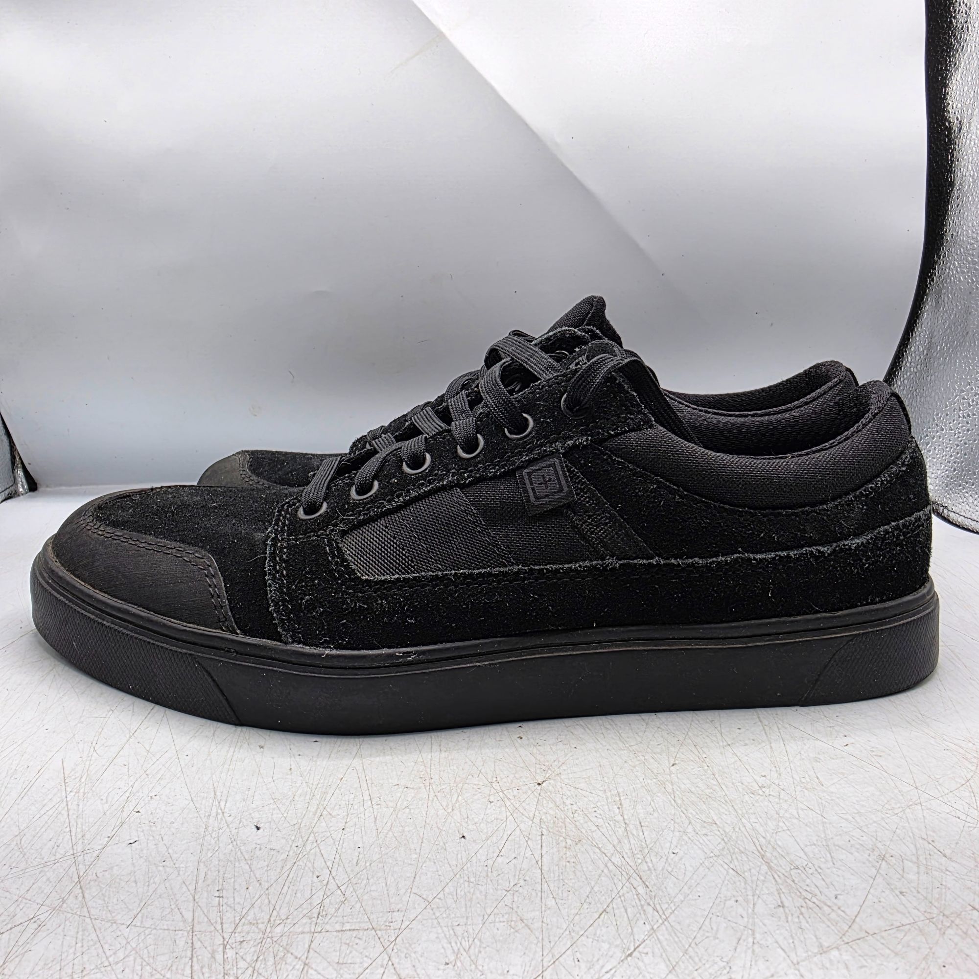 5.11 5.11 Tactical Norris Low Mens Size 11 Triple Black Sneaker S Size US 11 / EU 44 - 12 Thumbnail